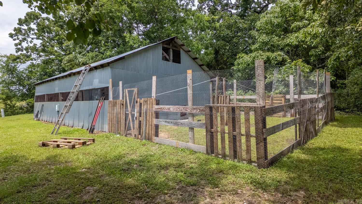 429 Pine Cone Lane  Mammoth Spring, AR