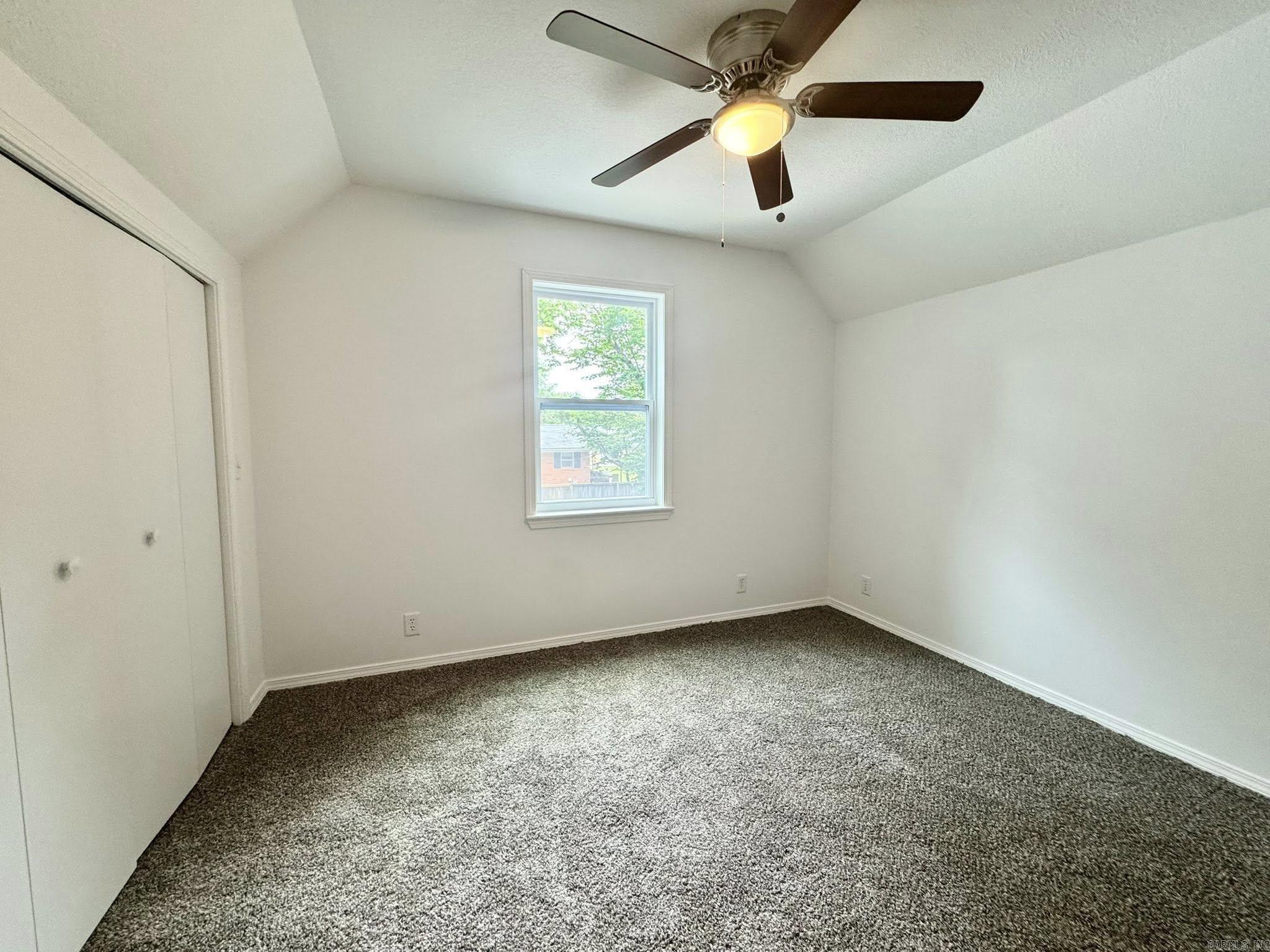 118 Lancaster  Mountain View, AR