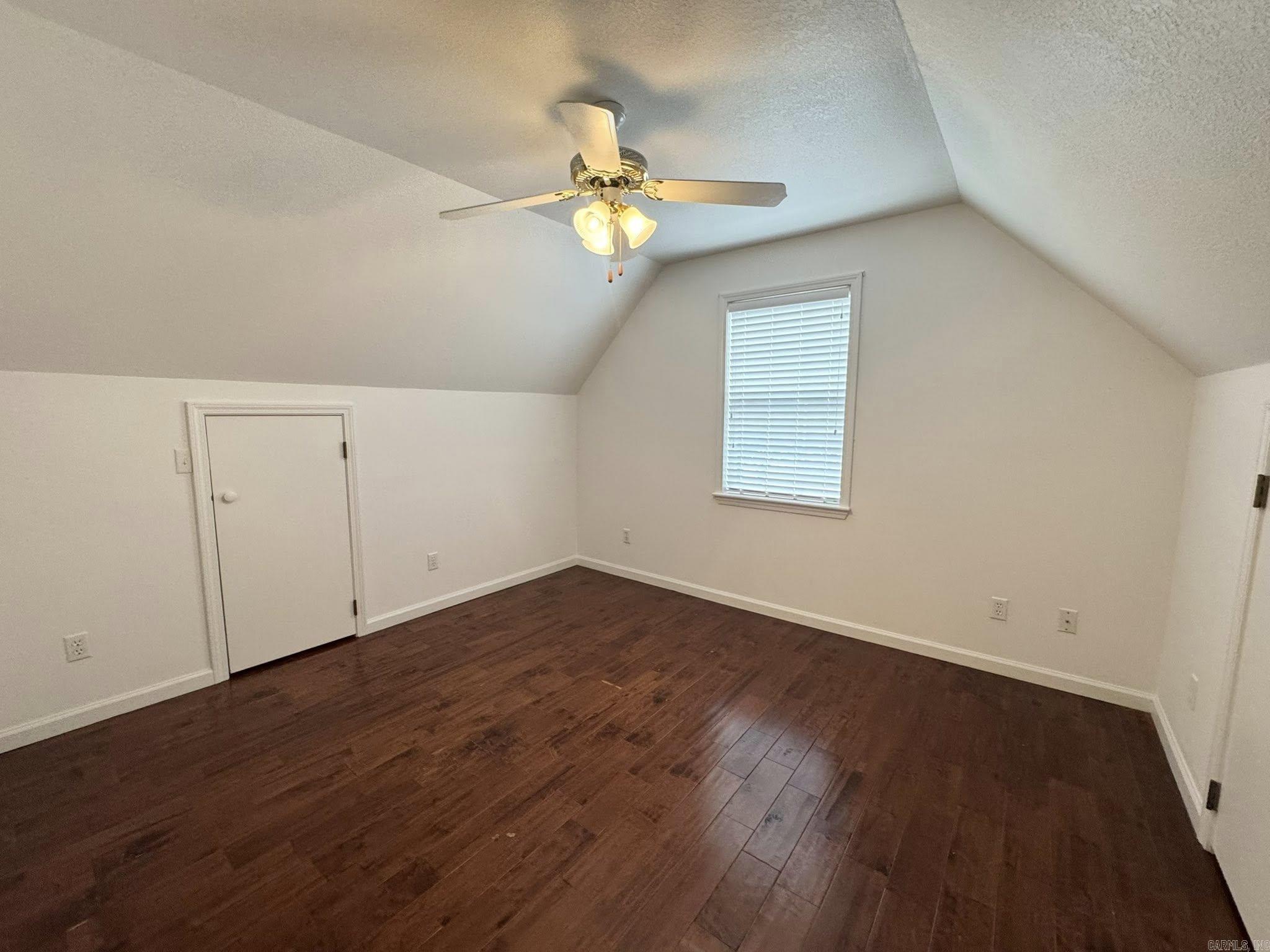 118 Lancaster  Mountain View, AR