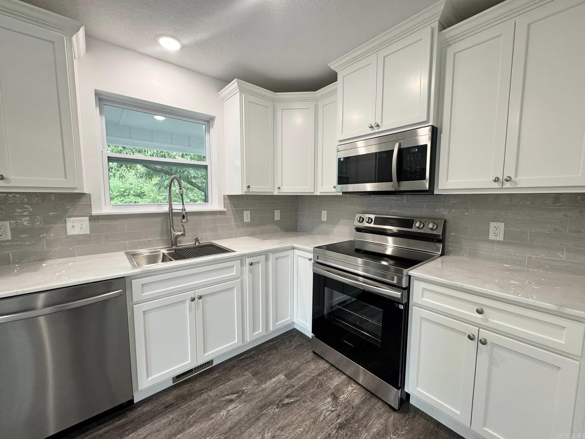 118 Lancaster  Mountain View, AR