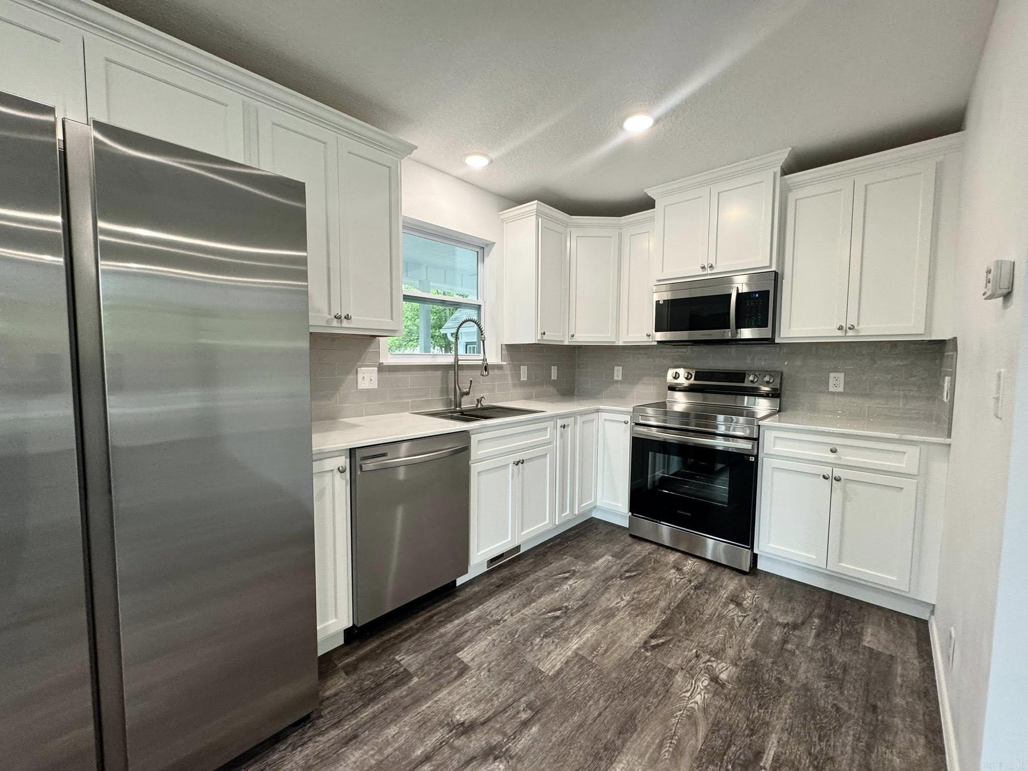 118 Lancaster  Mountain View, AR
