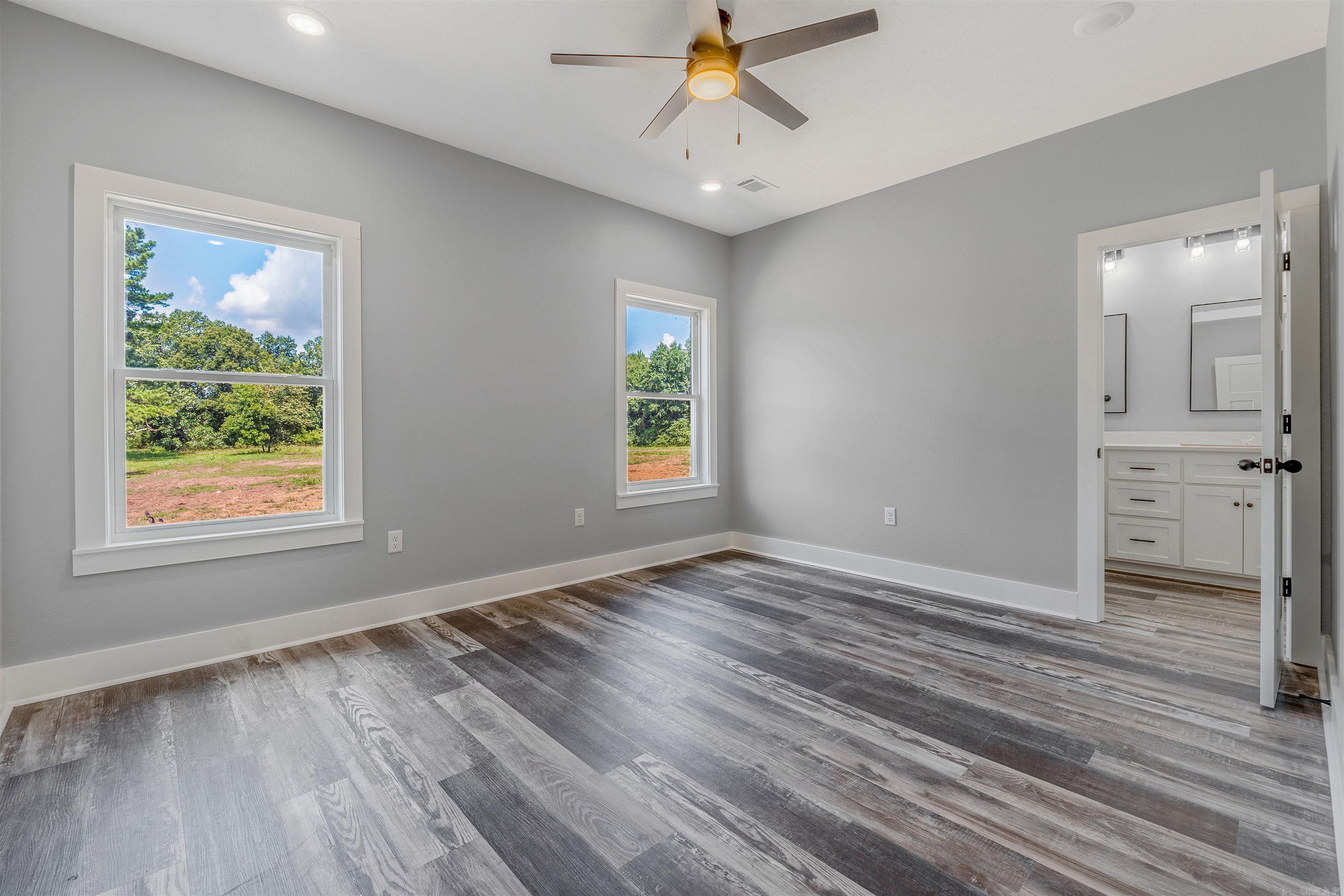 19 Mountain Grove Greenbrier, AR 72058