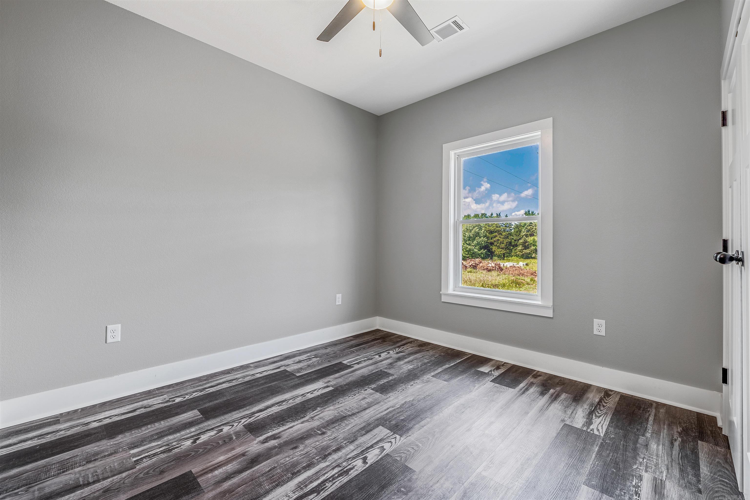 19 Mountain Grove Greenbrier, AR 72058