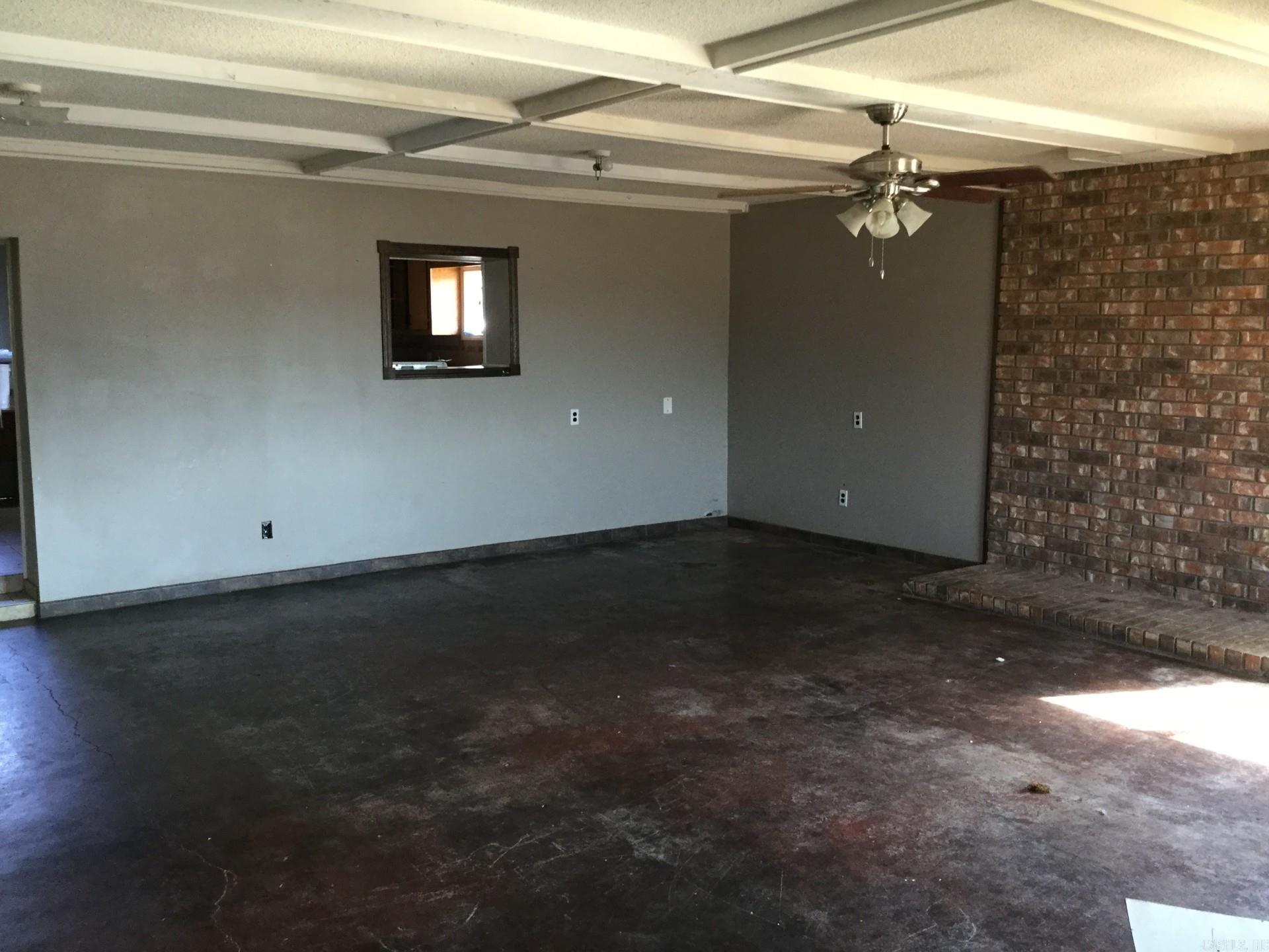 8412 hwy 270 W  Prattsville, AR