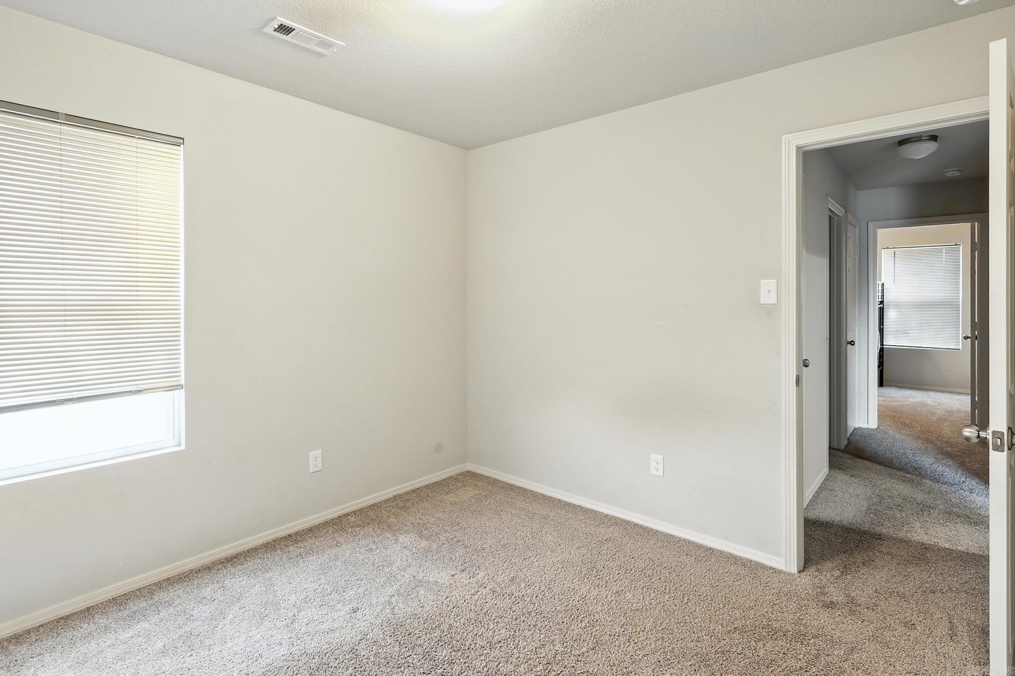 6647 White Oak  North Little Rock, AR