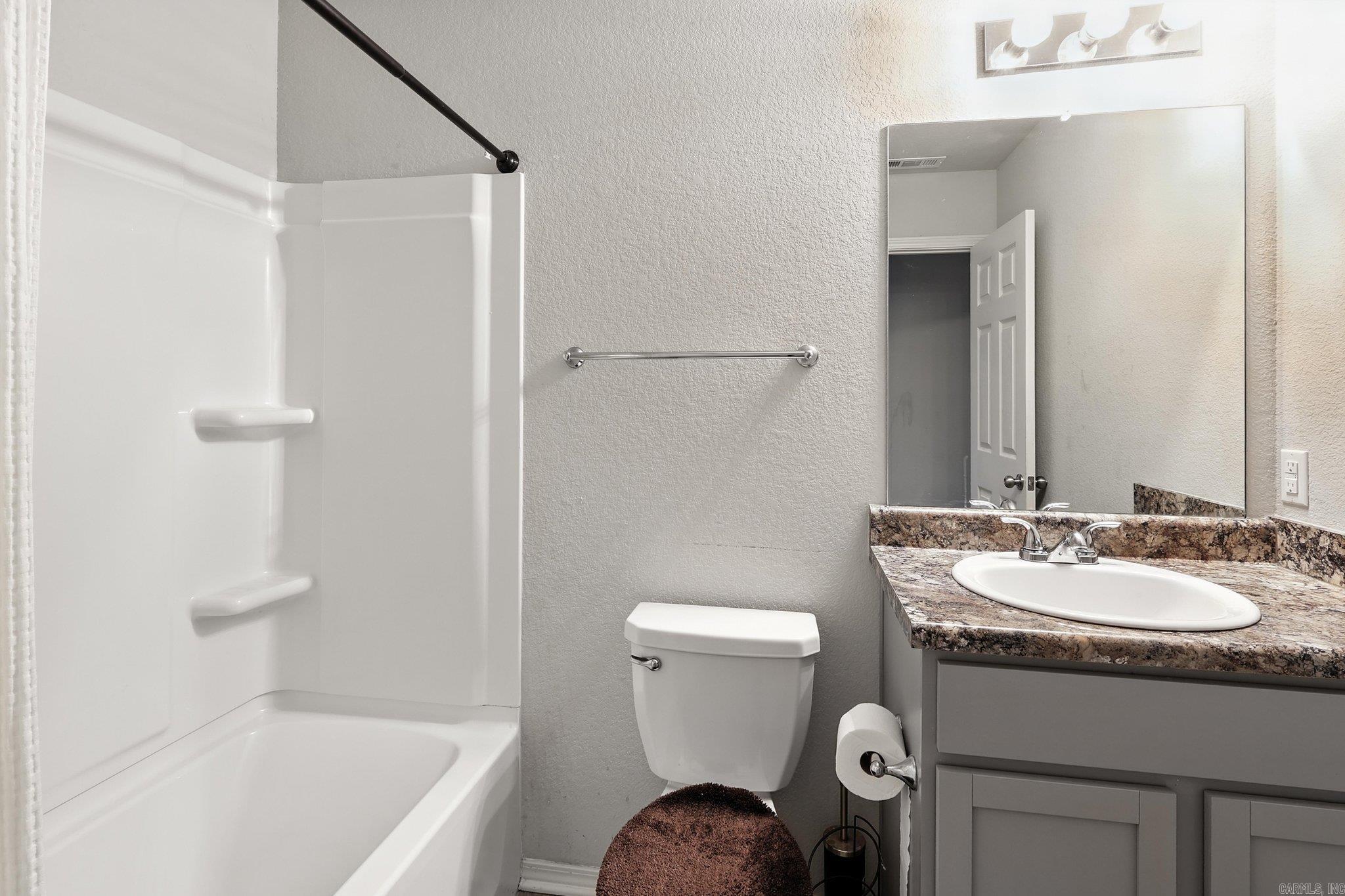 6647 White Oak  North Little Rock, AR