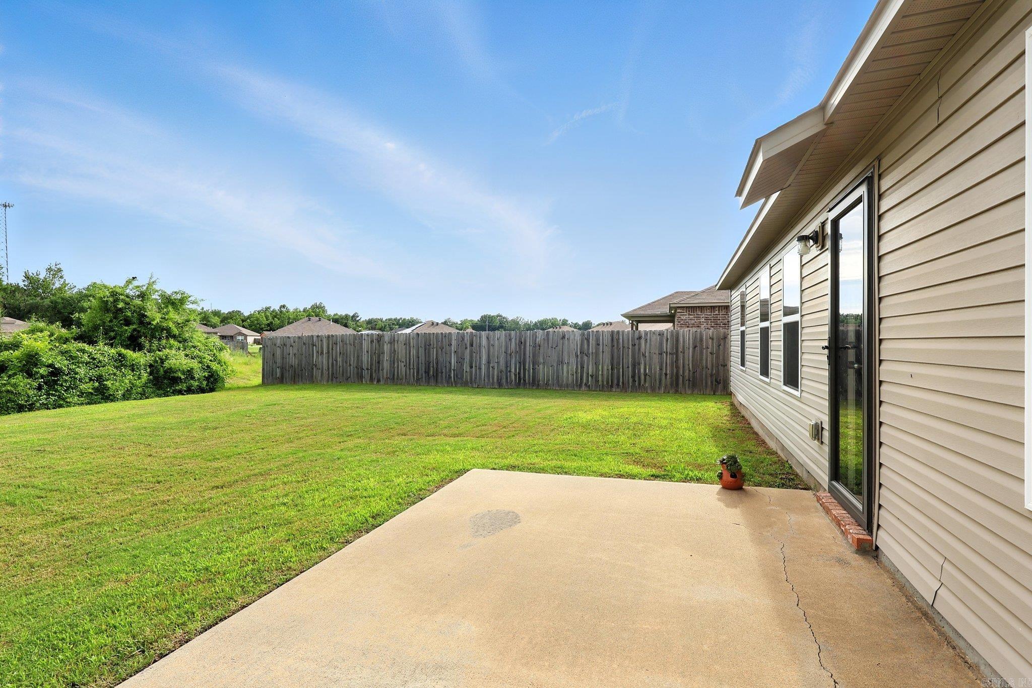 6647 White Oak  North Little Rock, AR
