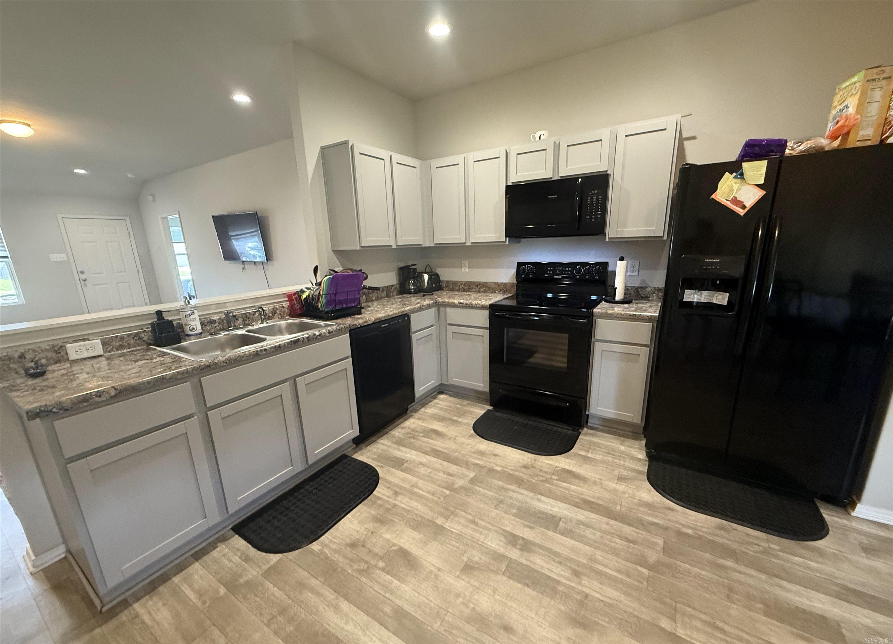 6647 White Oak  North Little Rock, AR