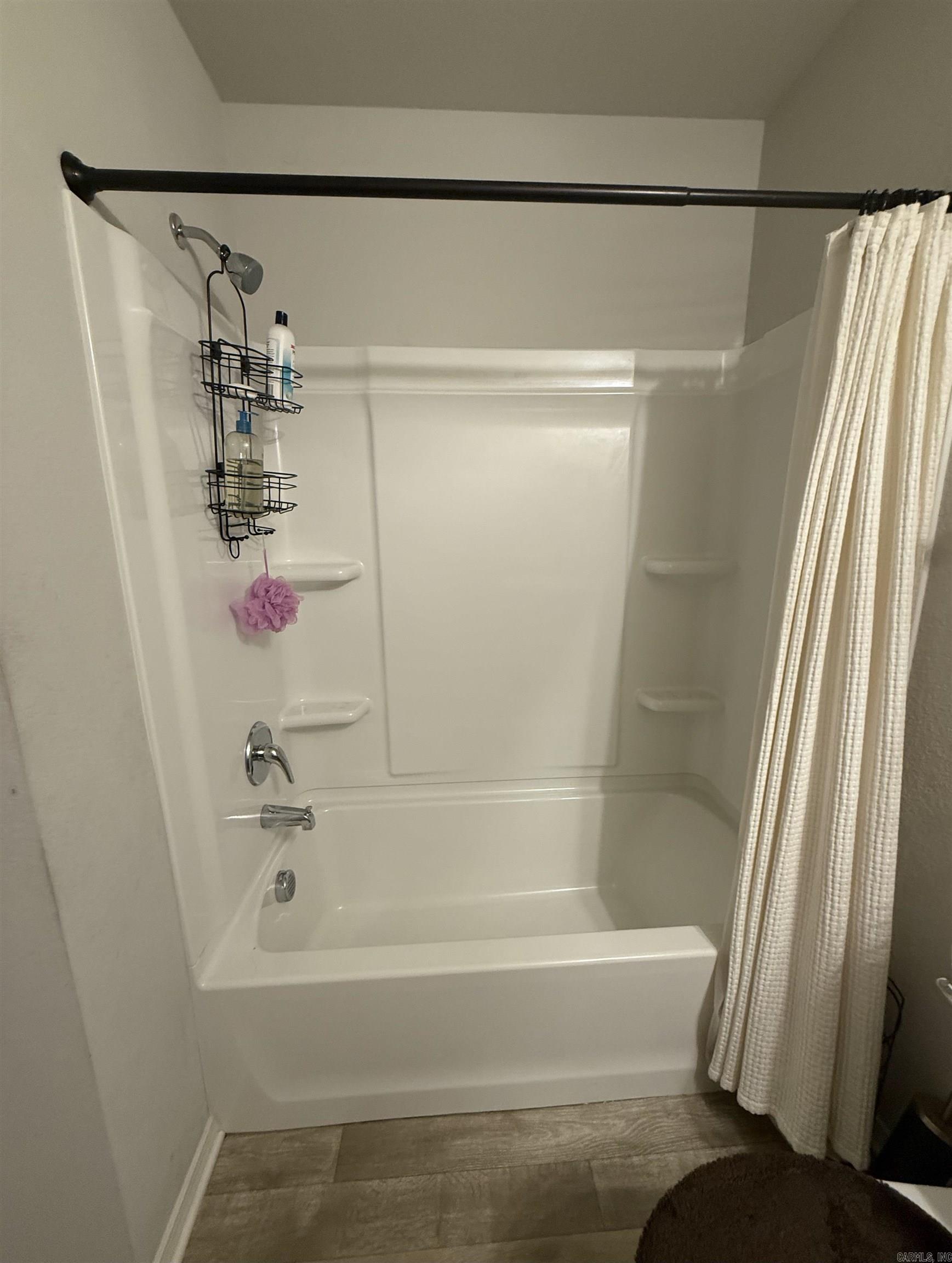 6647 White Oak  North Little Rock, AR
