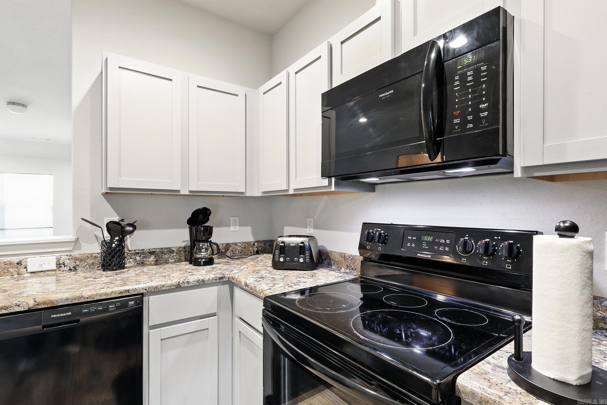 6647 White Oak  North Little Rock, AR