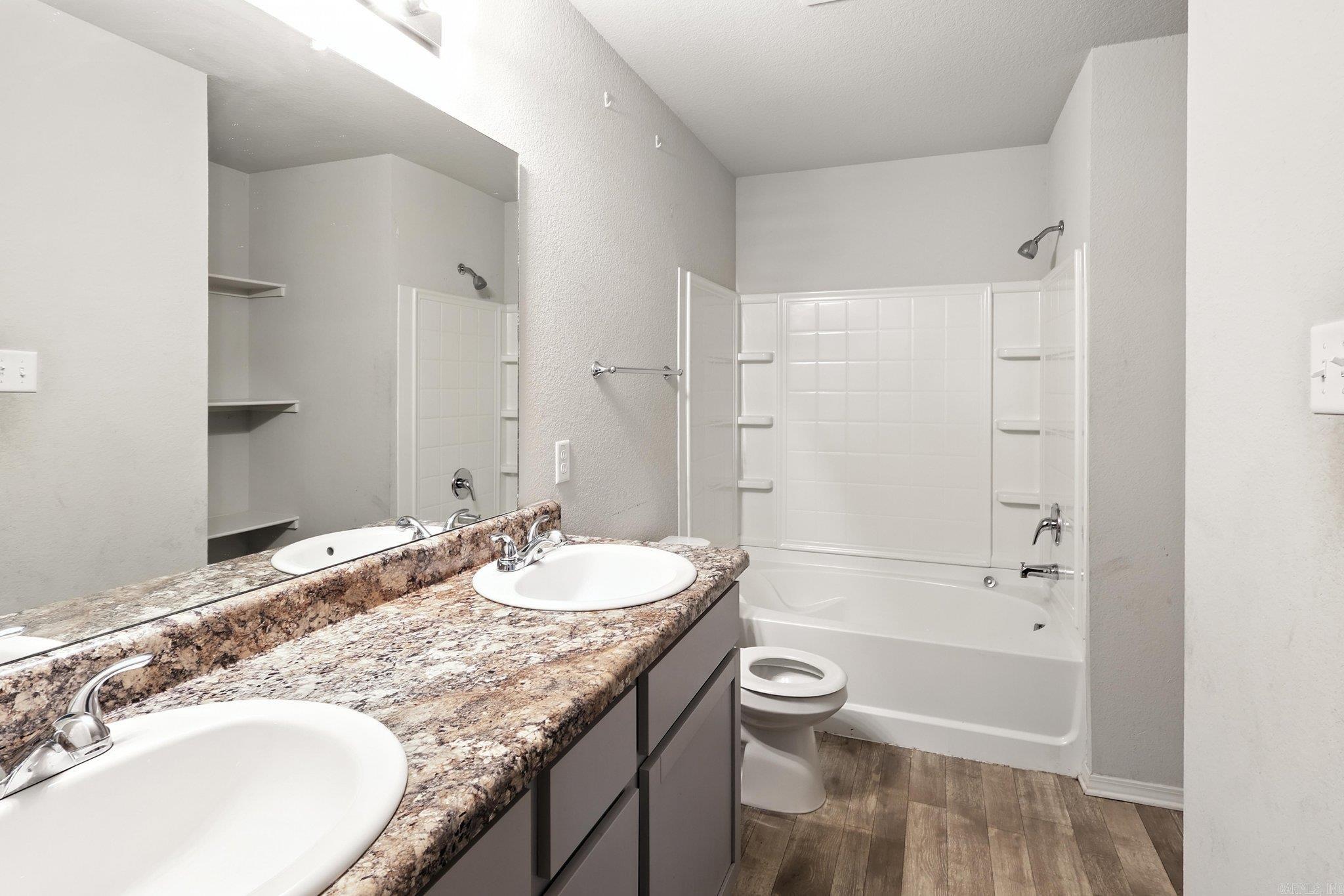 6647 White Oak  North Little Rock, AR