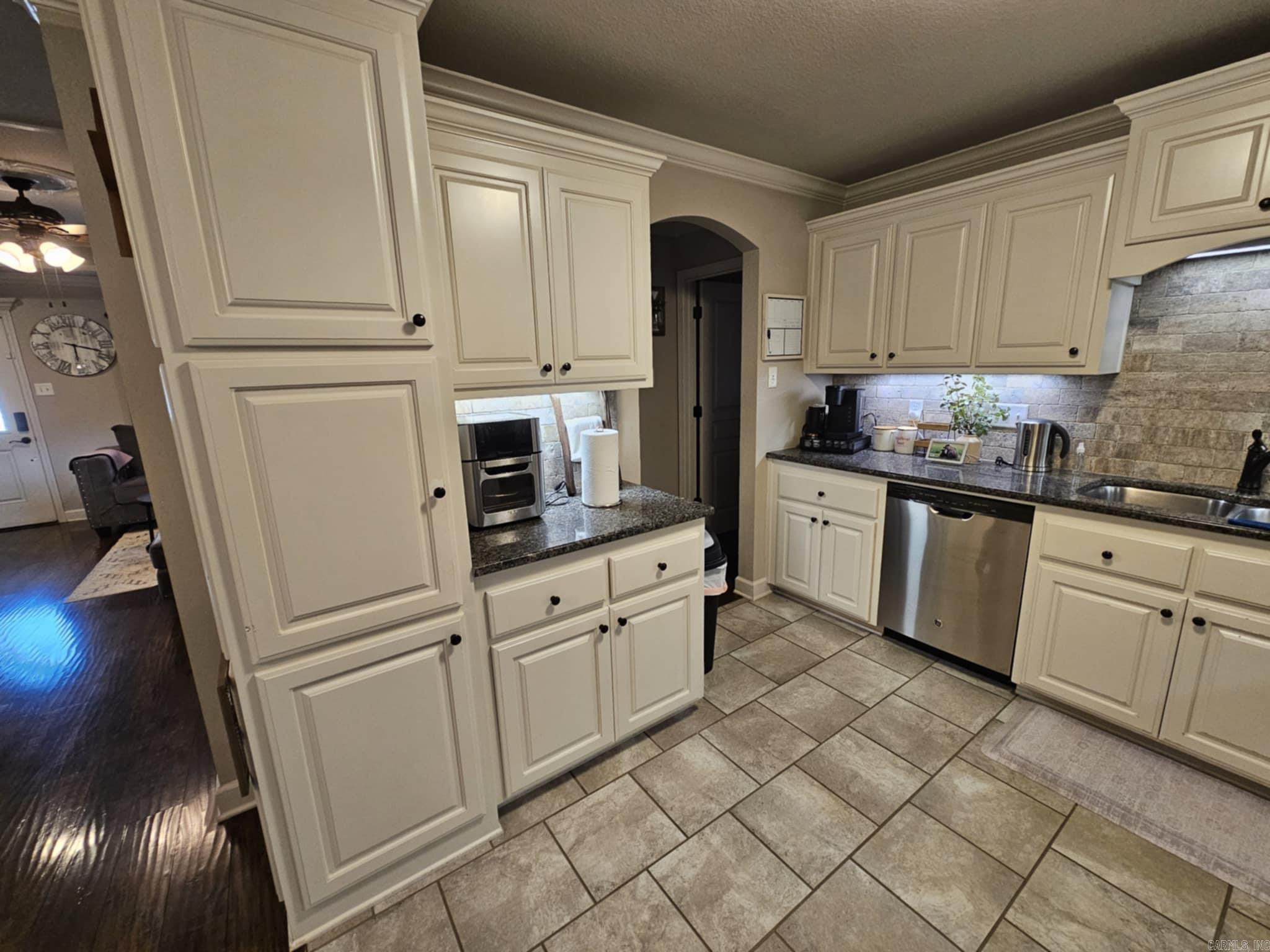 15 Marlin  Austin, AR