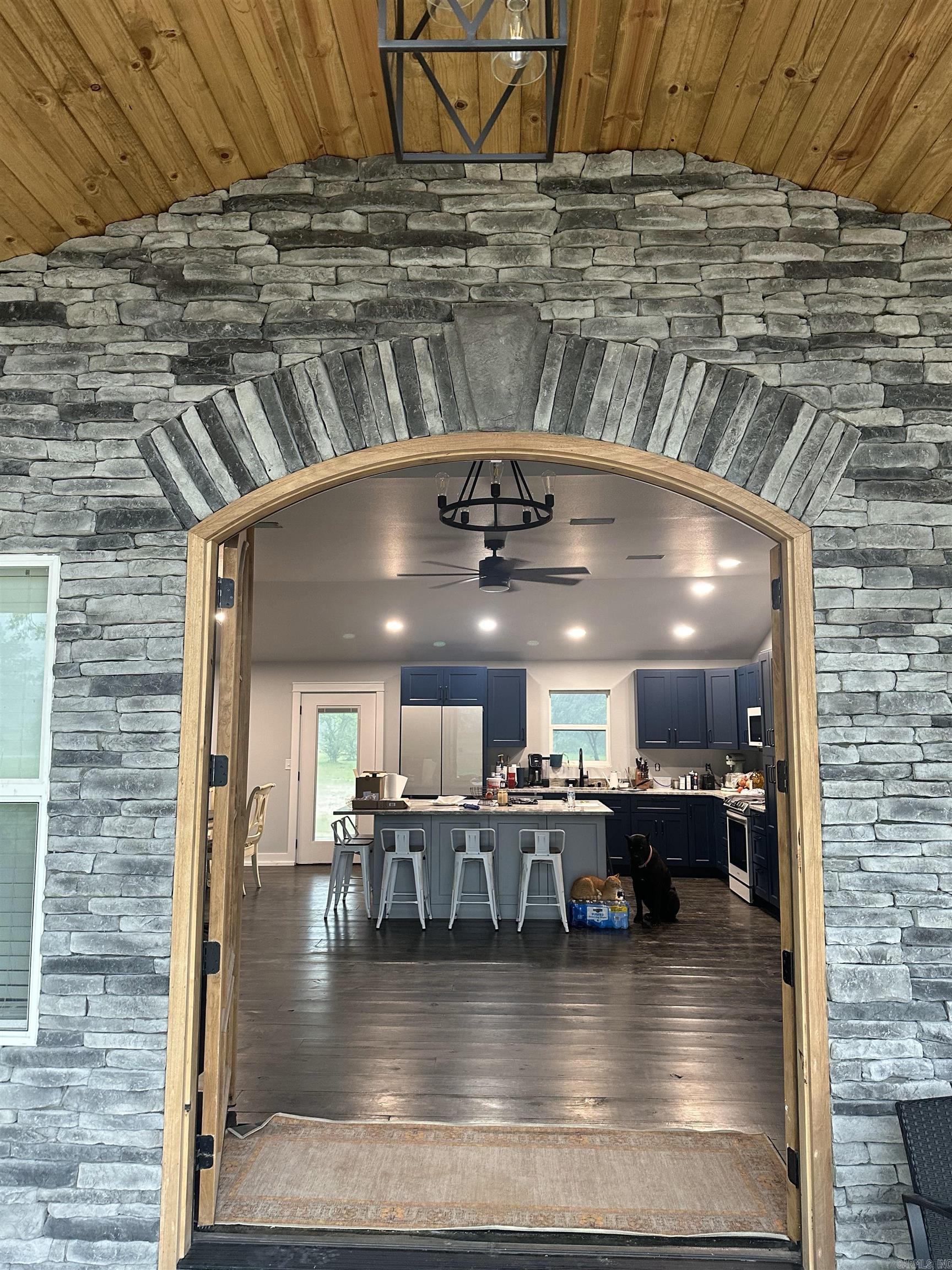 77 Garland Springs  Mt. Vernon, AR