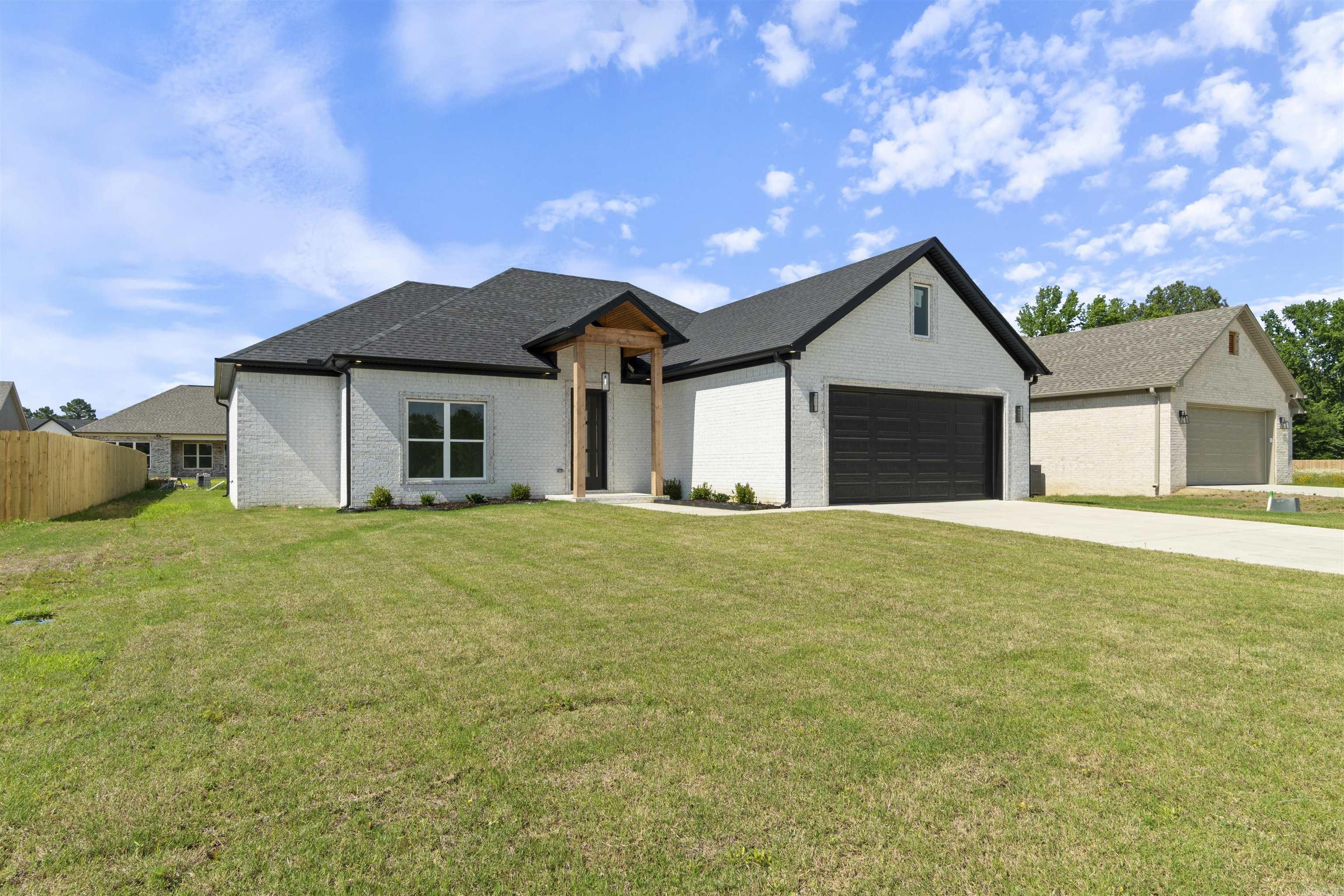 27 Dandelion  Greenbrier, AR