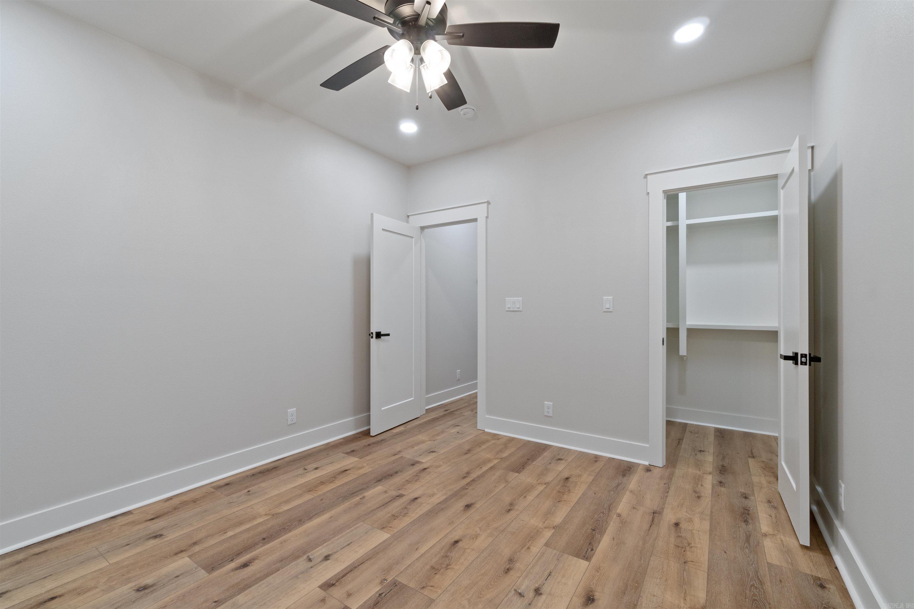 27 Dandelion  Greenbrier, AR