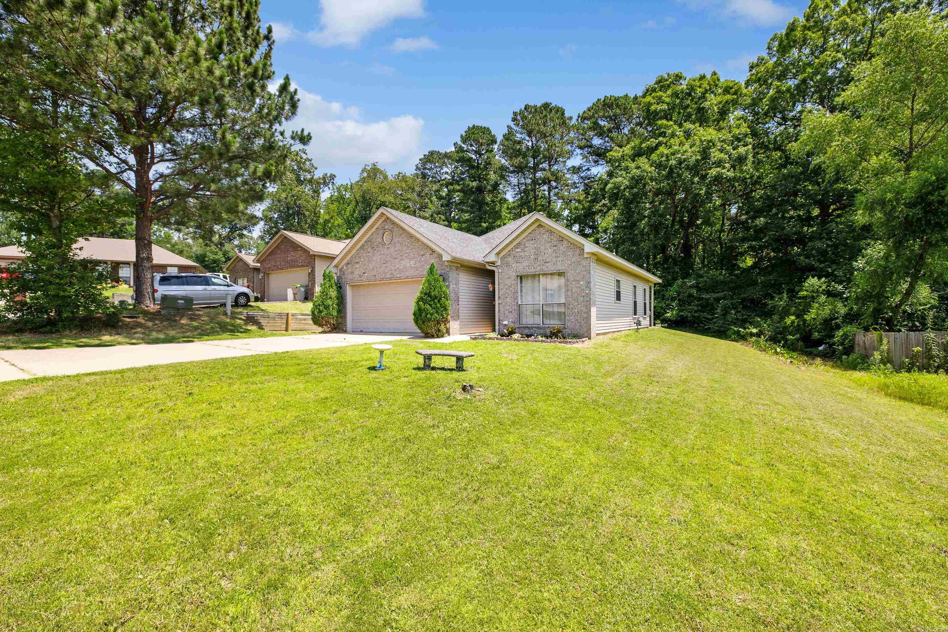 1228 Ridgecrest  Benton, AR