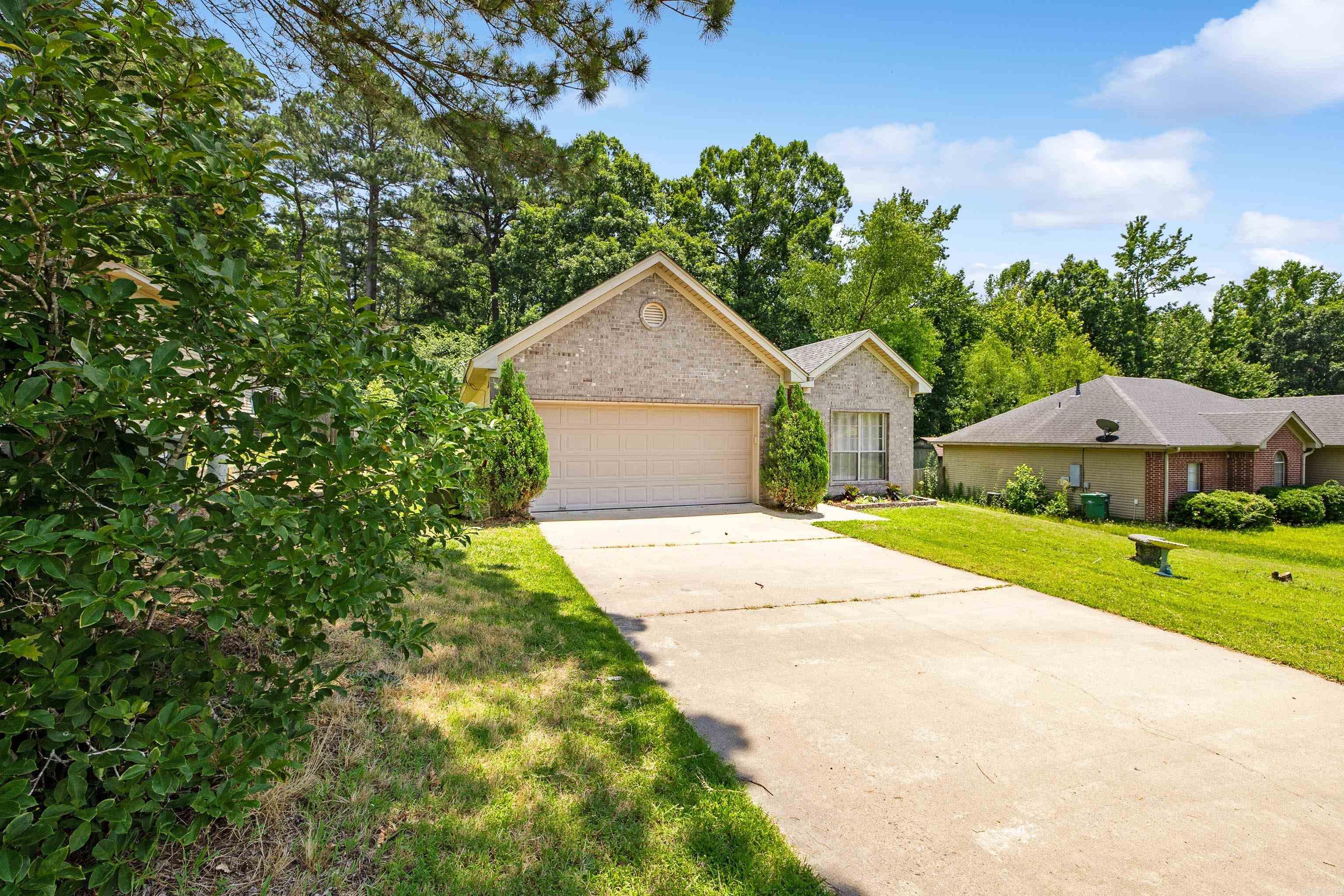 1228 Ridgecrest  Benton, AR