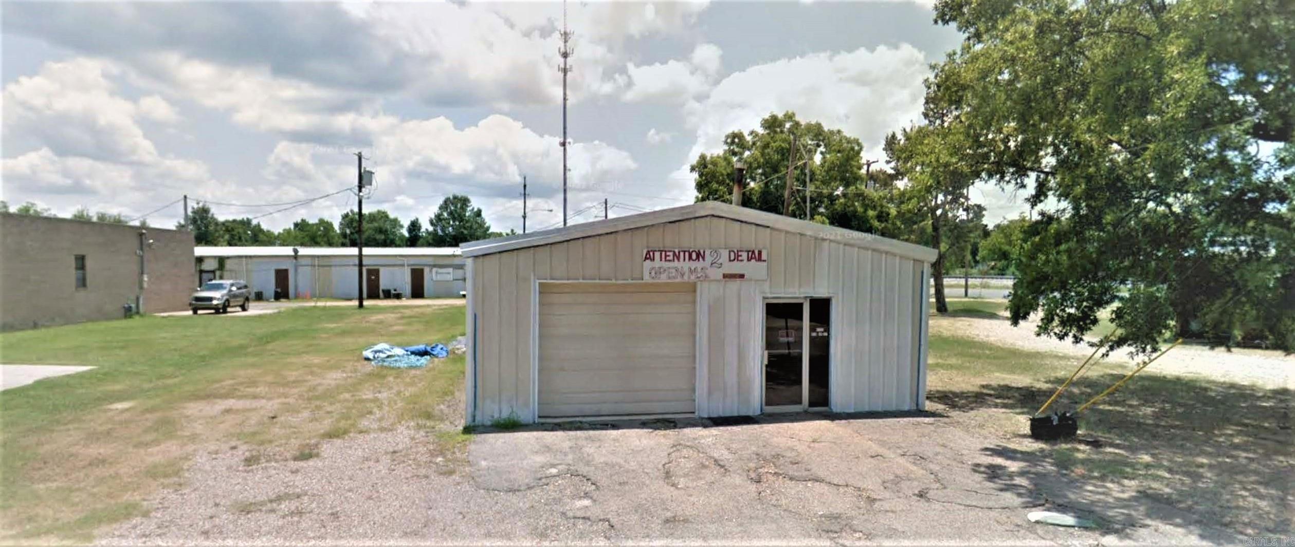 381 E Locke  Ashdown, AR