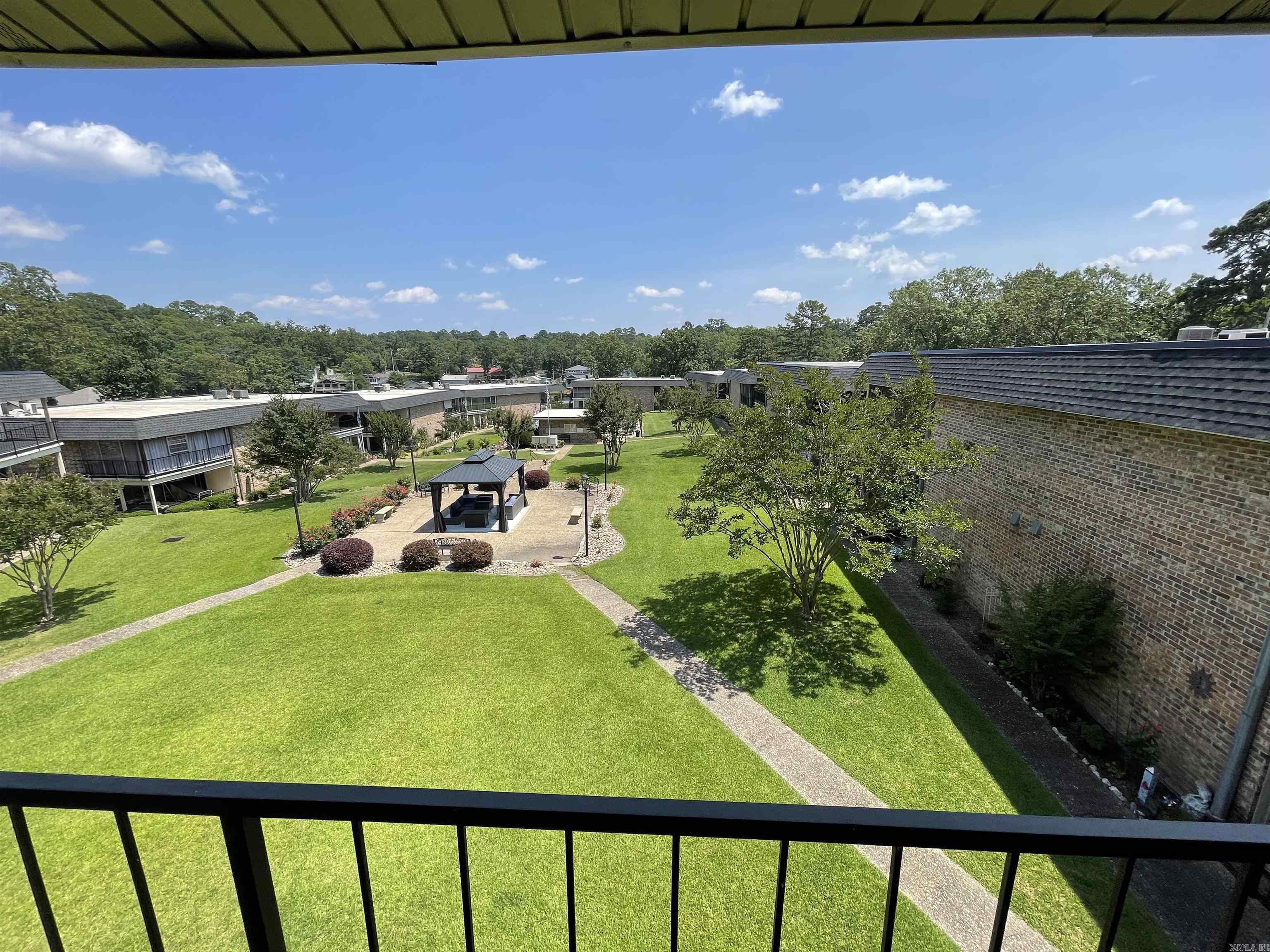 1135 Twin Points  Hot Springs, AR