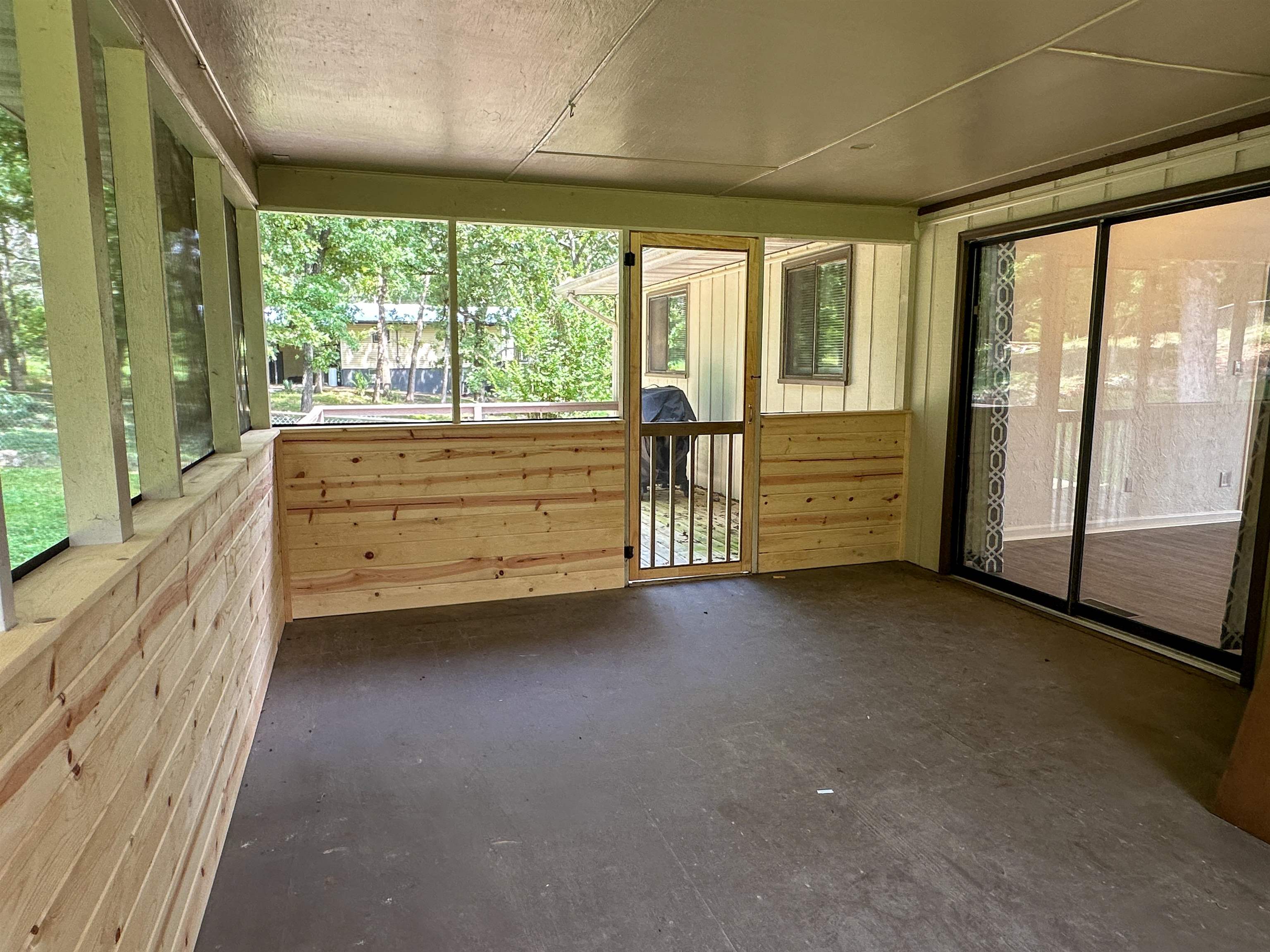 1502 E Emerald Cove  Horseshoe Bend, AR