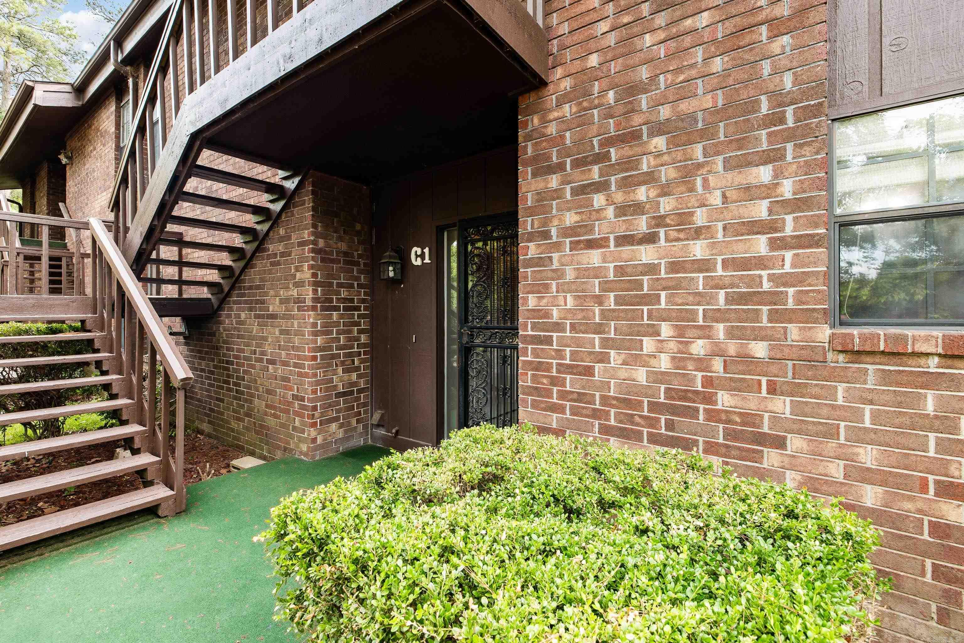 2325 Lakeshore  Hot Springs, AR