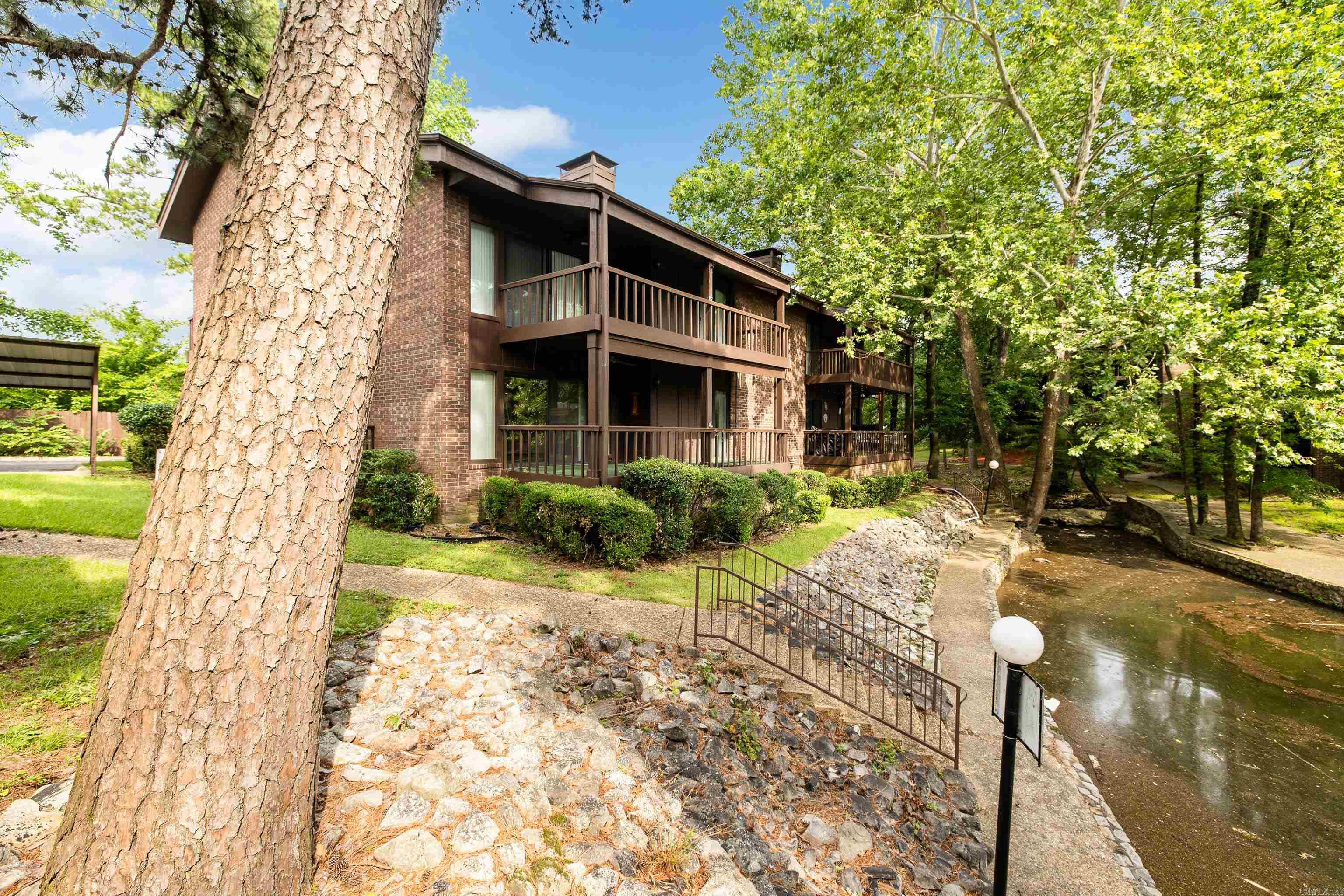 2325 Lakeshore  Hot Springs, AR