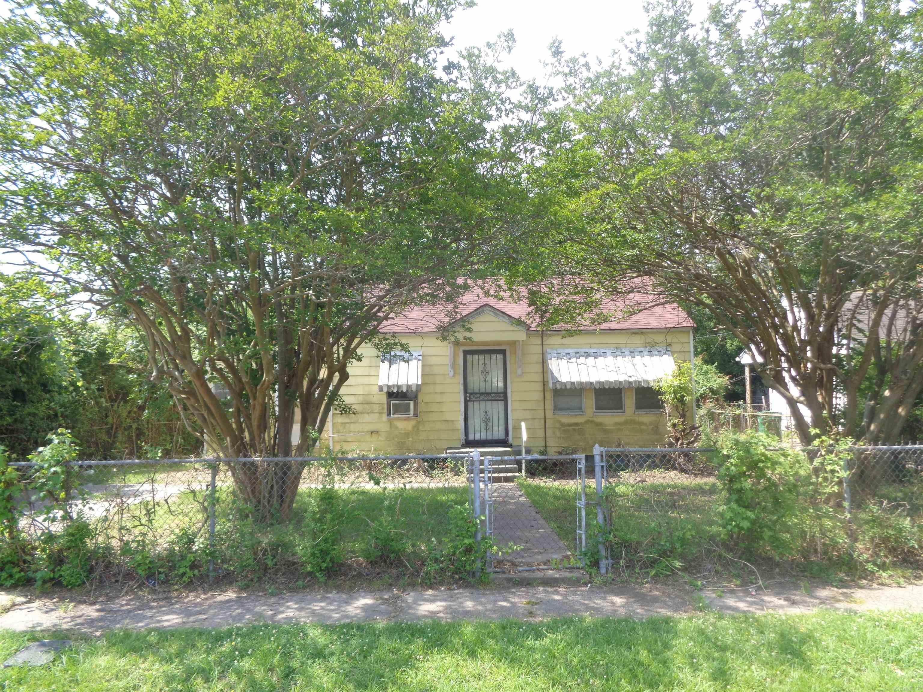 77 Watson  Pine Bluff, AR