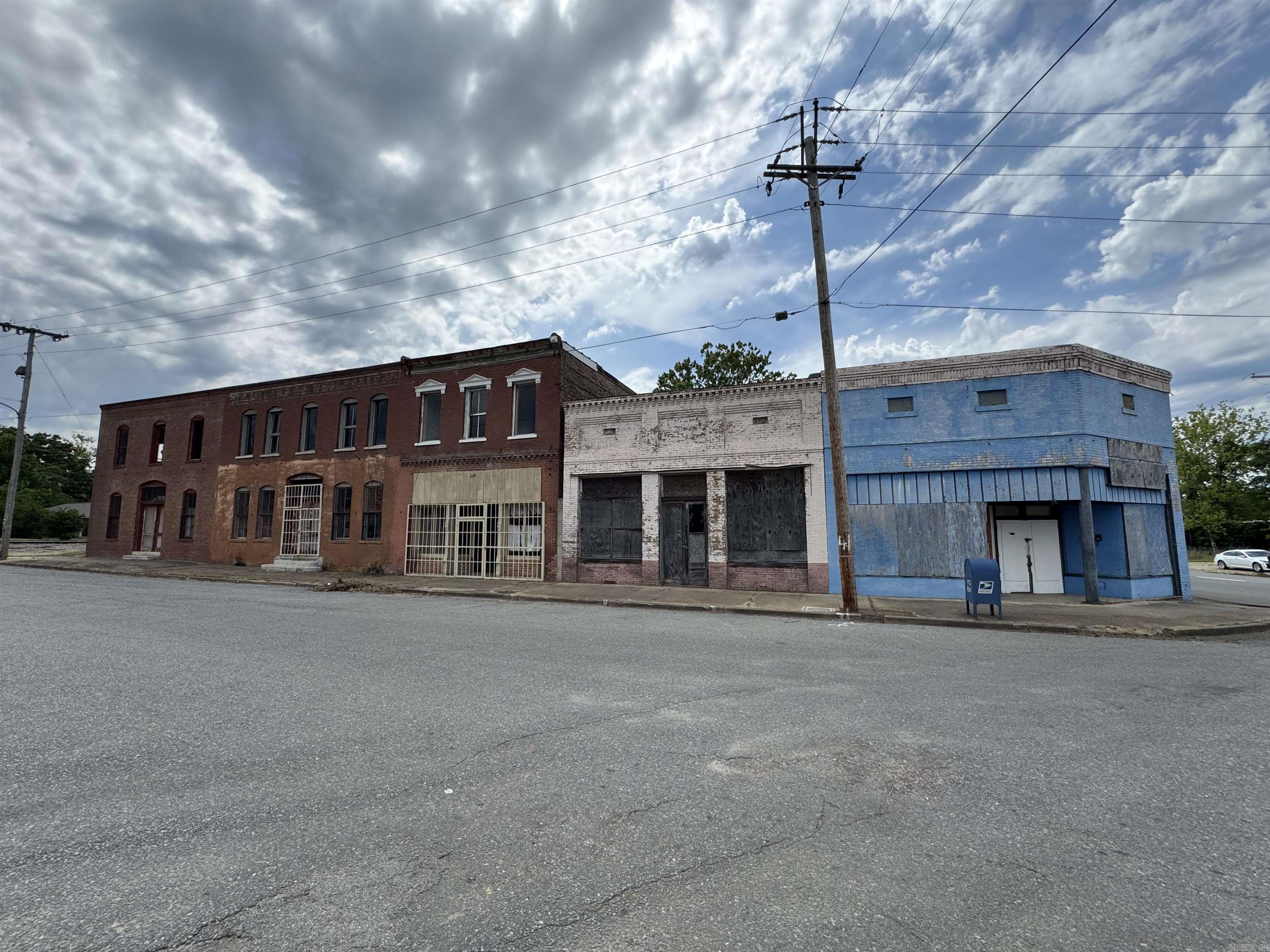 113 N Conley  Monticello, AR