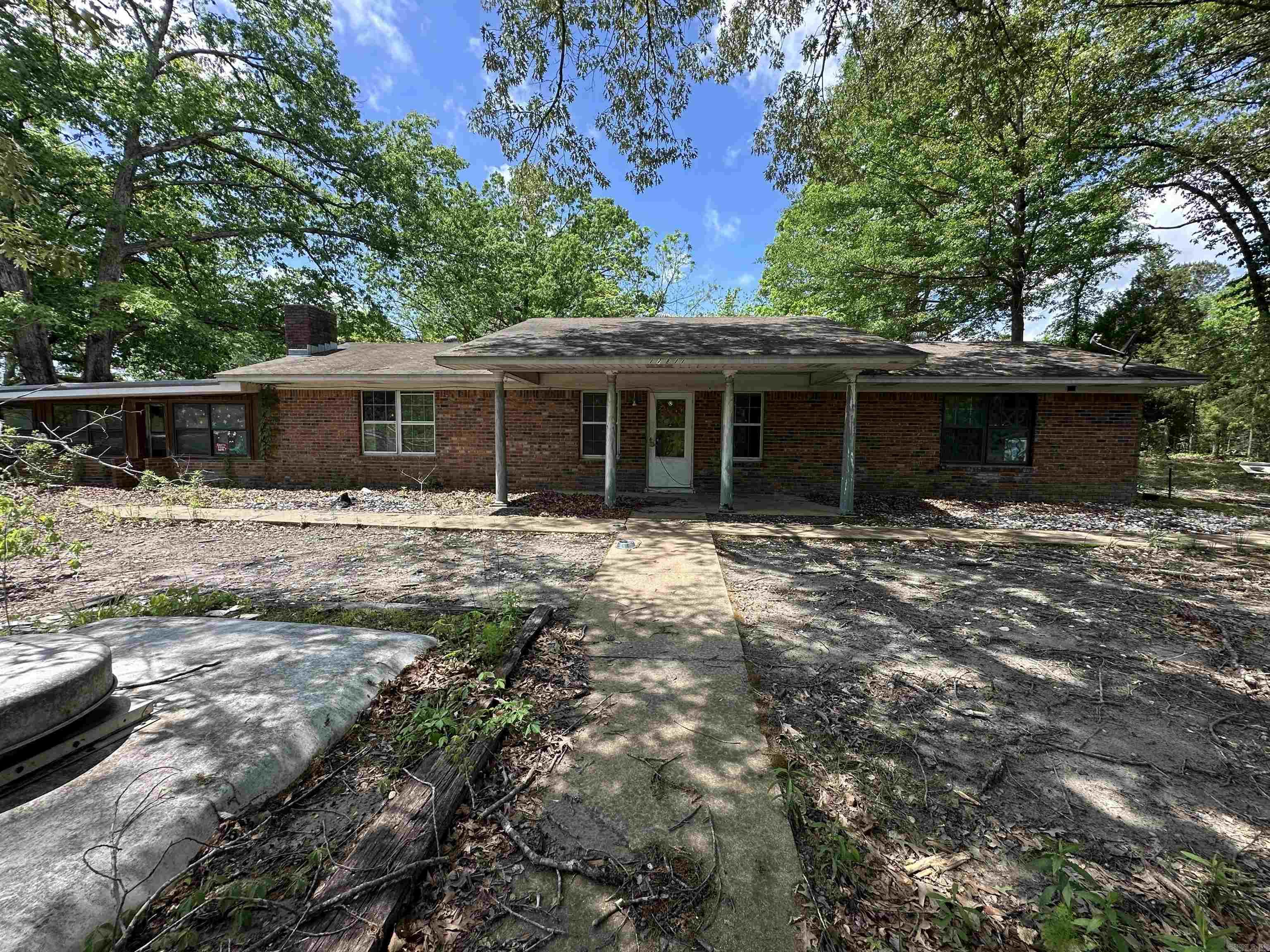 17811 & 17812 Puckett Rd & 17813 Alexander, AR