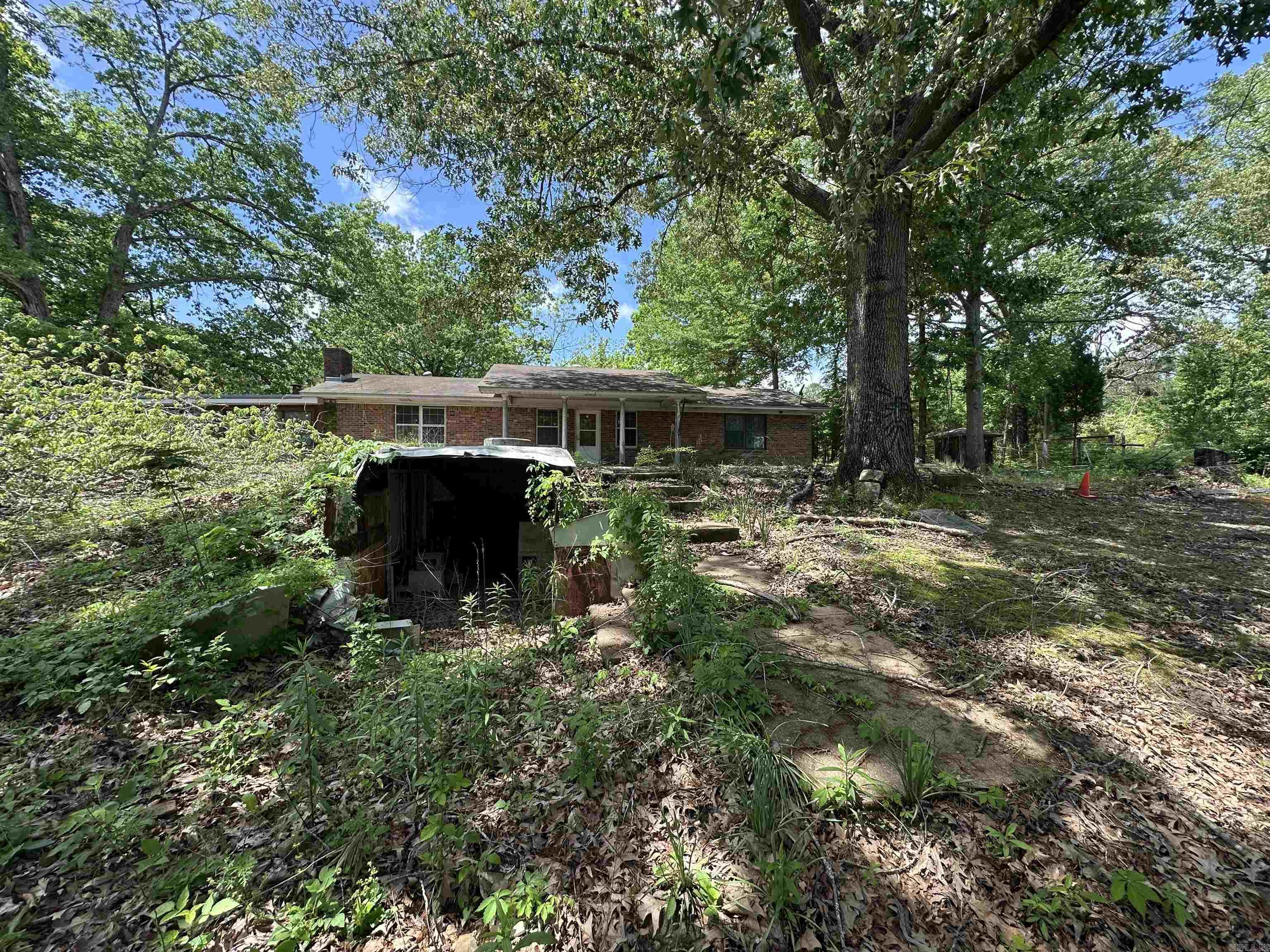 17811 & 17812 Puckett Rd & 17813 Alexander, AR