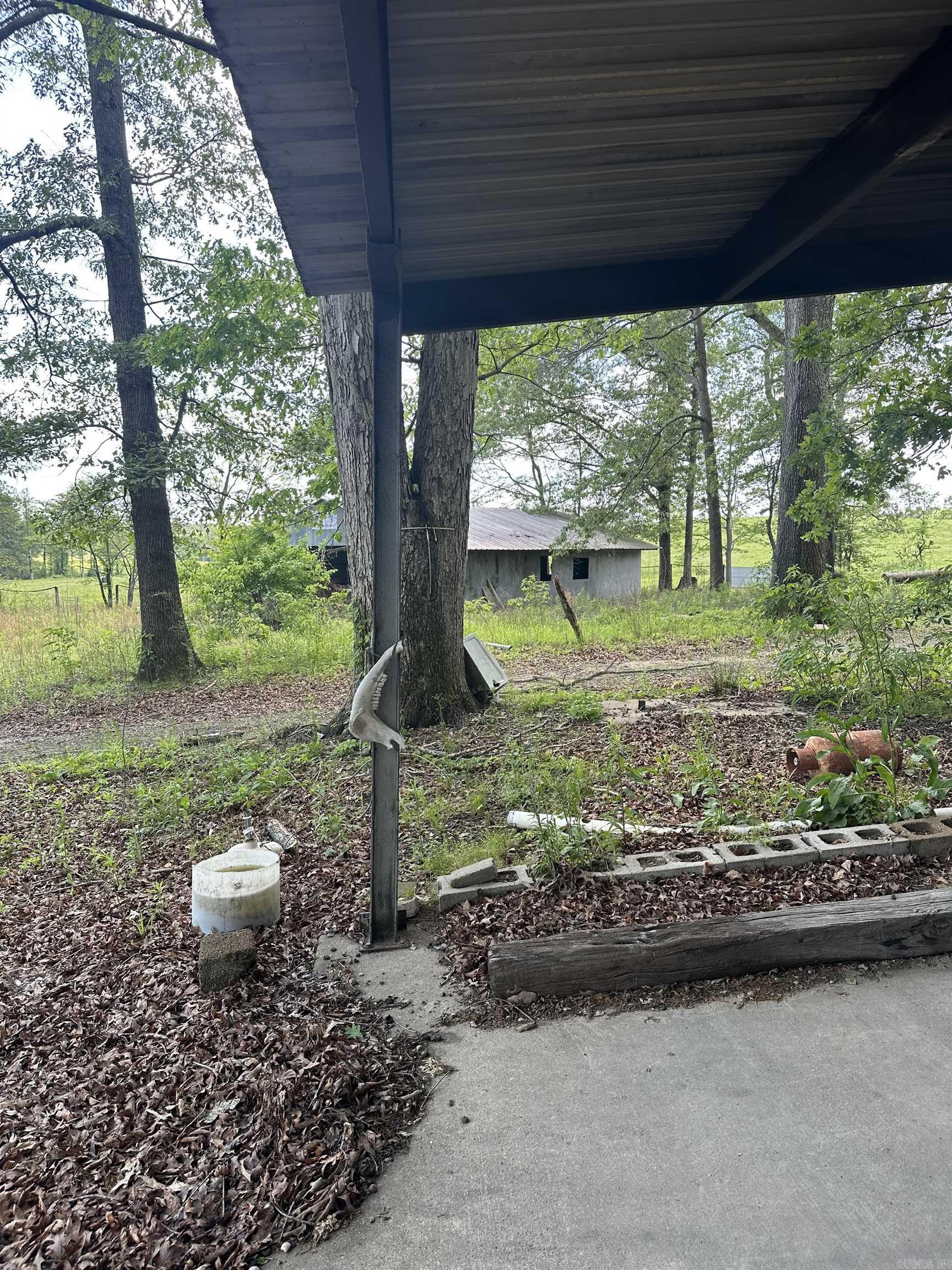 17811 & 17812 Puckett Rd & 17813 Alexander, AR