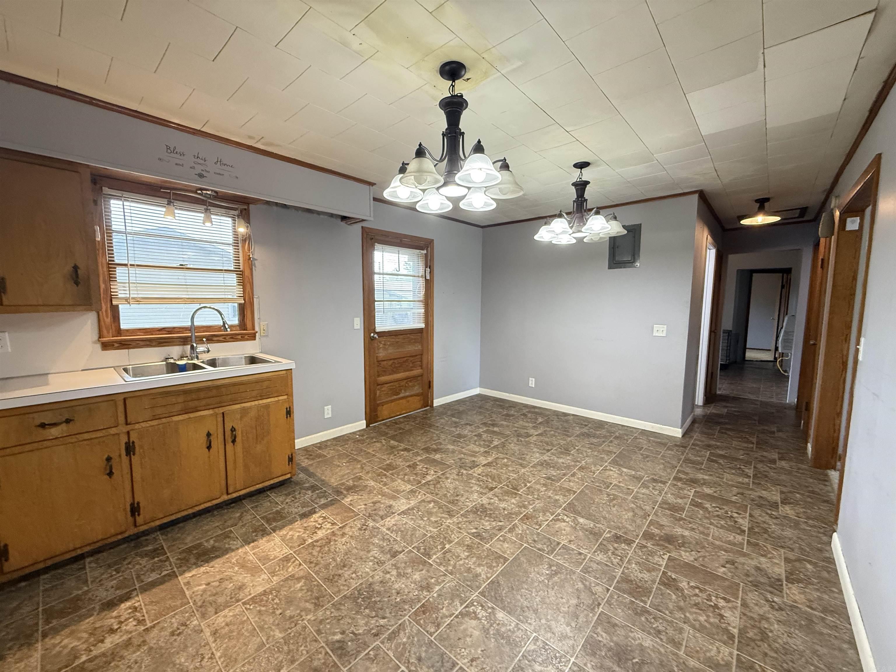 710 E Jackson  Piggott, AR