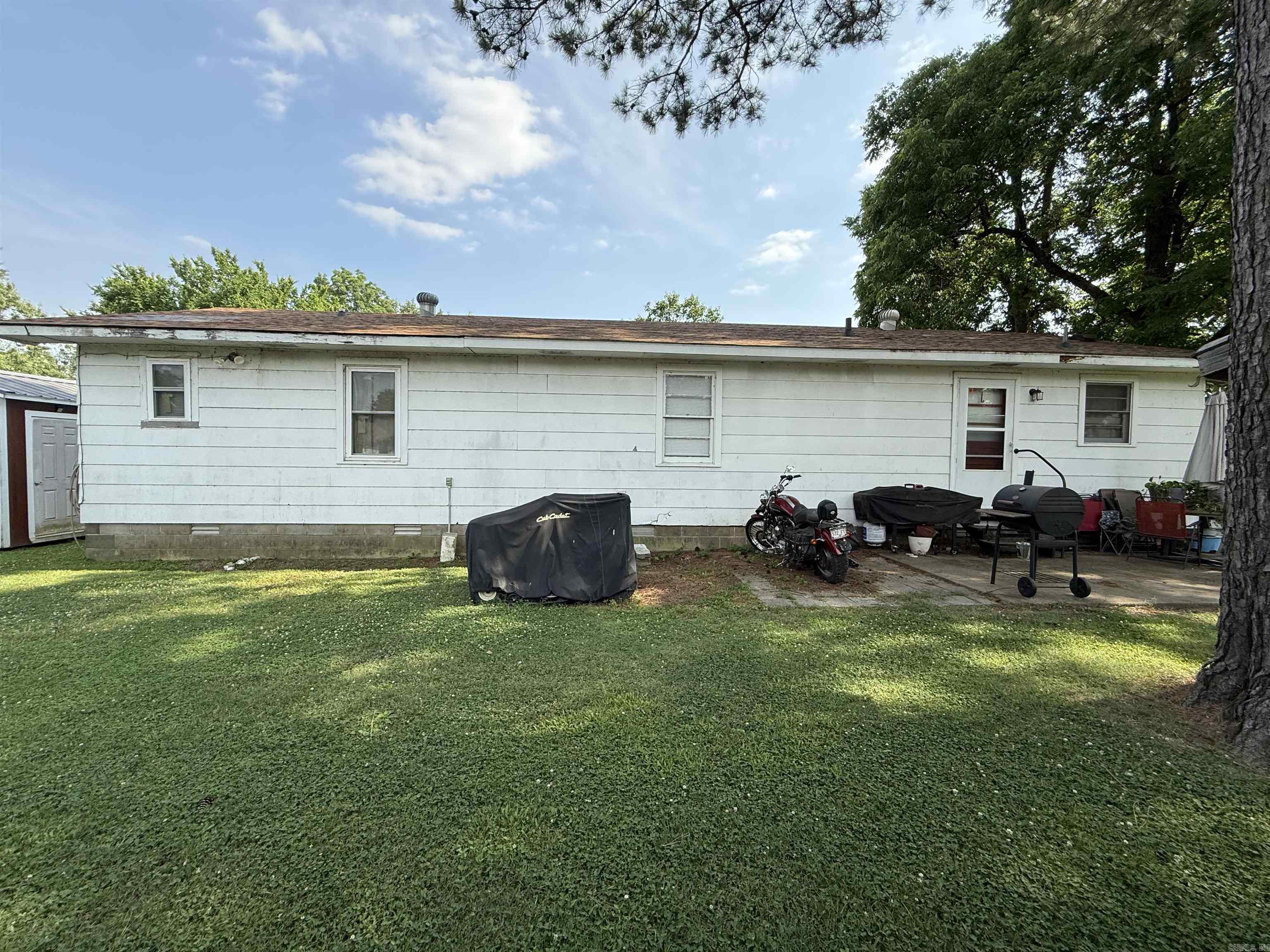 710 E Jackson  Piggott, AR