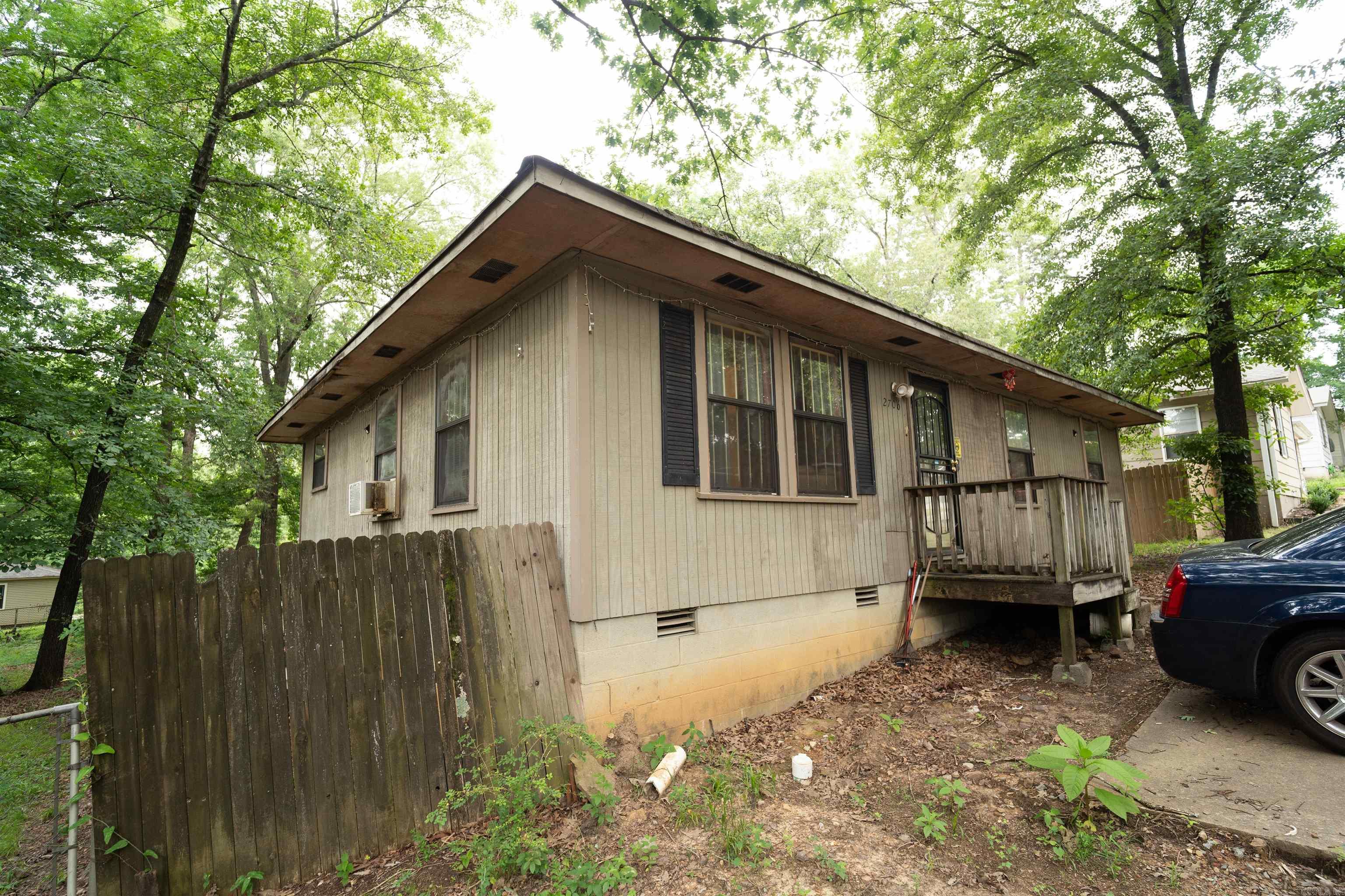 2706 Longcoy  Little Rock, AR