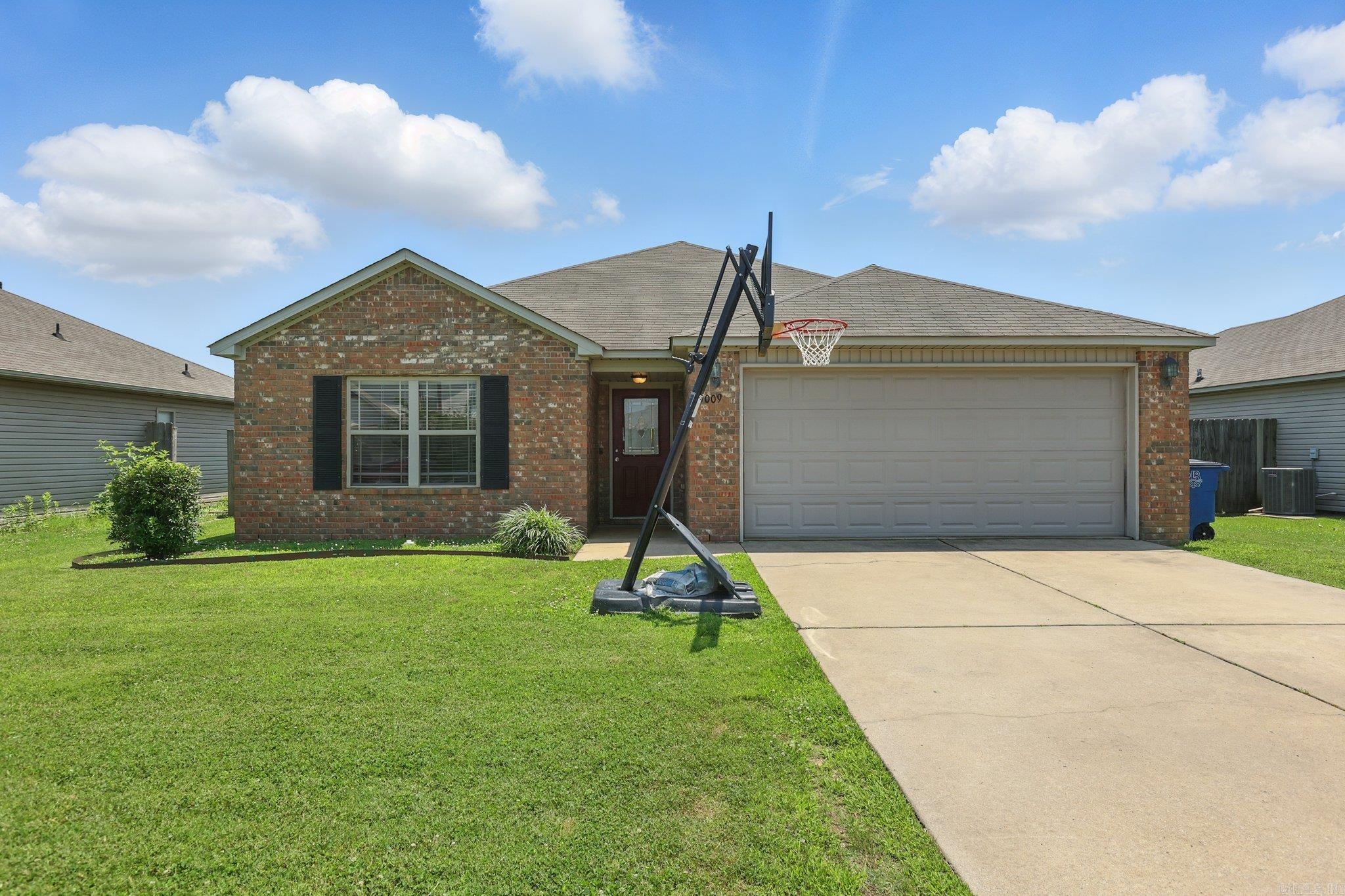 1009 Anemone  North Little Rock, AR