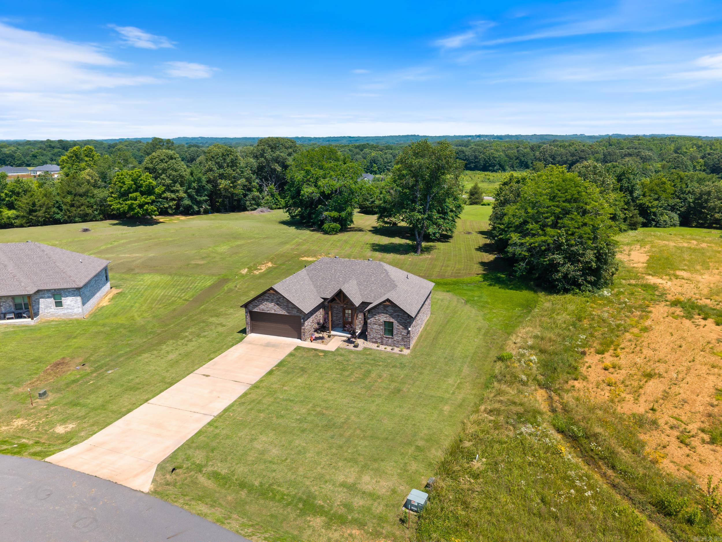 26 Edward Way  Greenbrier, AR