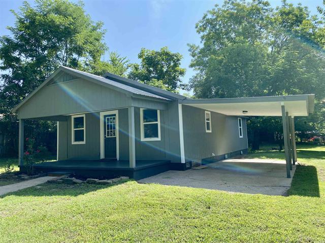 103 S 7th  Coal Hill, AR