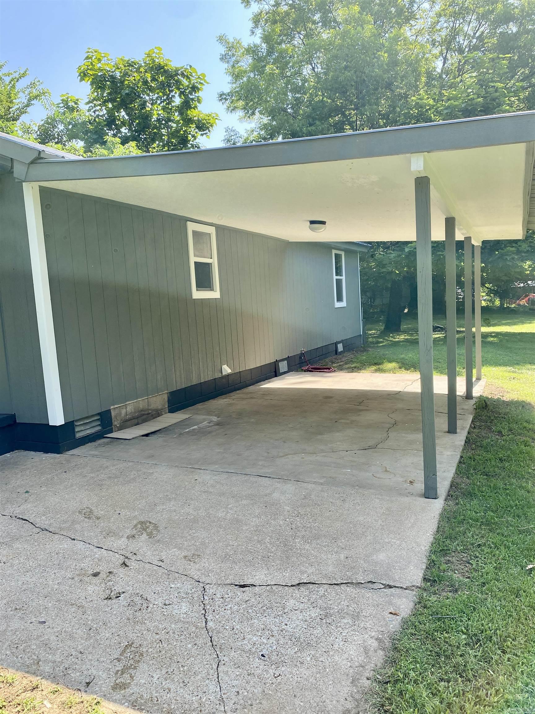 103 S 7th  Coal Hill, AR
