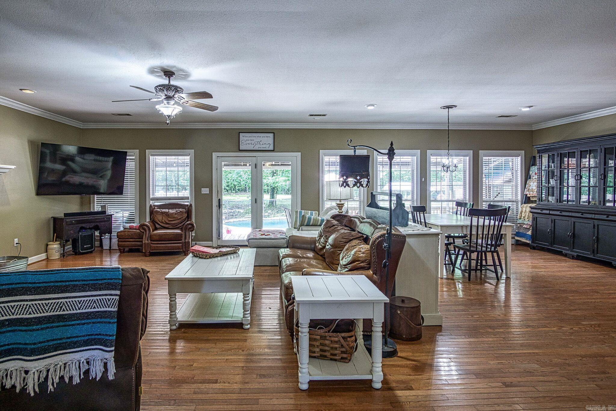 1095 Blue Grass  Benton, AR