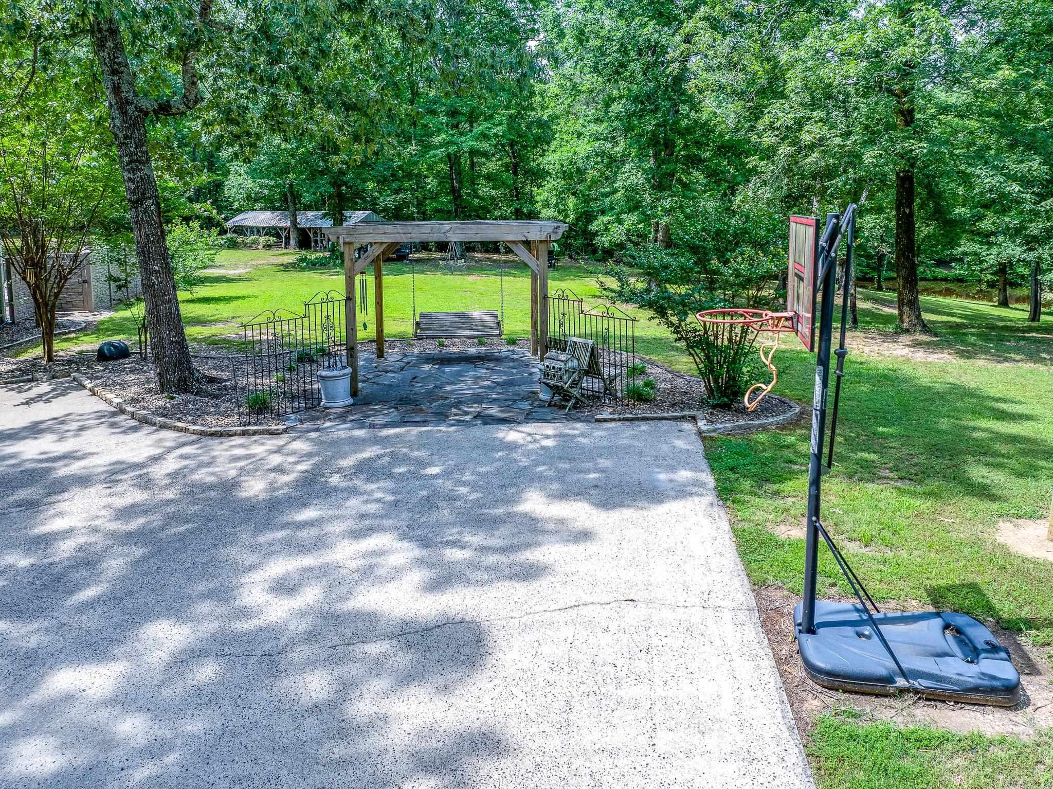1095 Blue Grass  Benton, AR