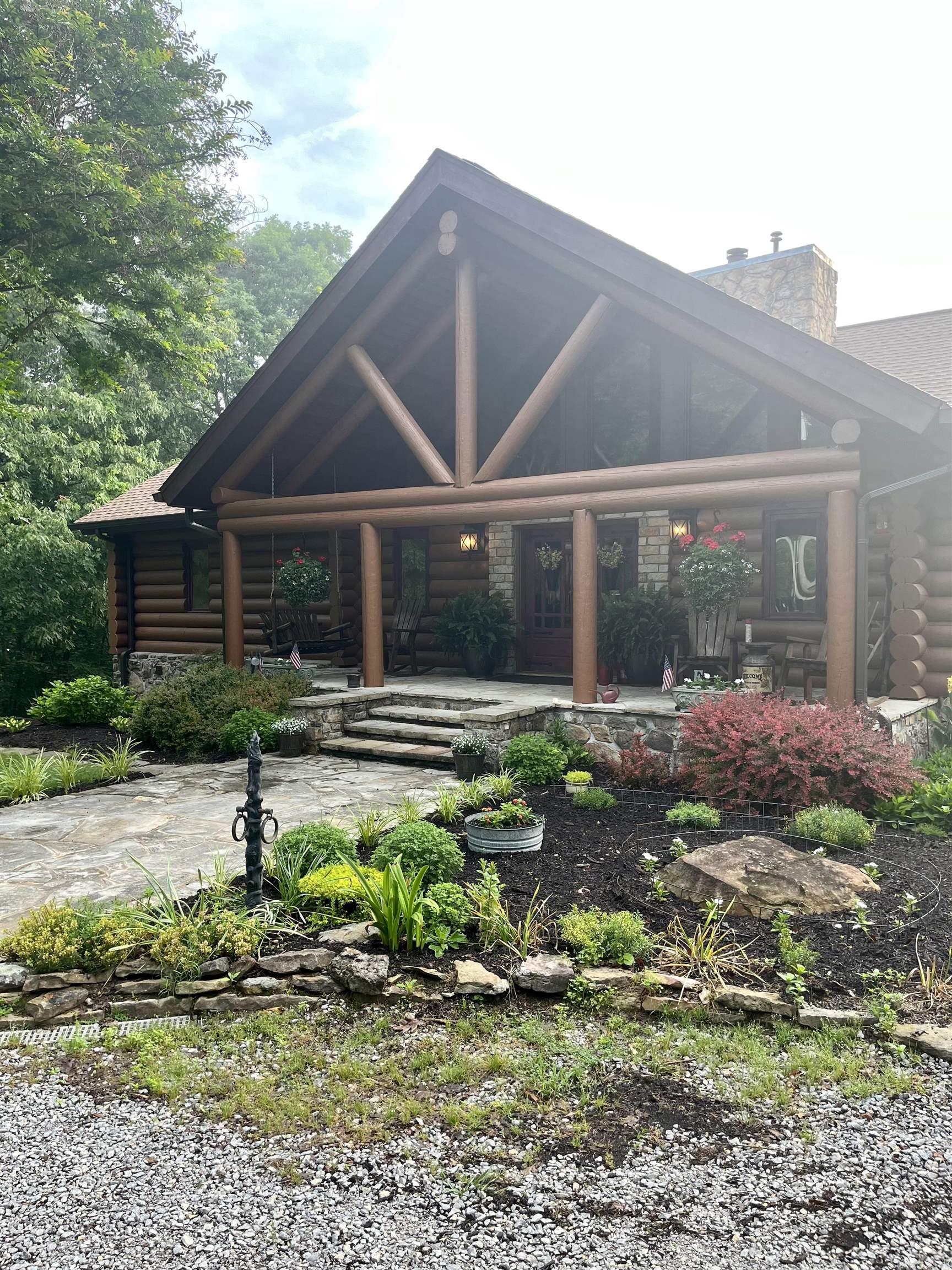 1370 Holmes Rd  Mountain View, AR