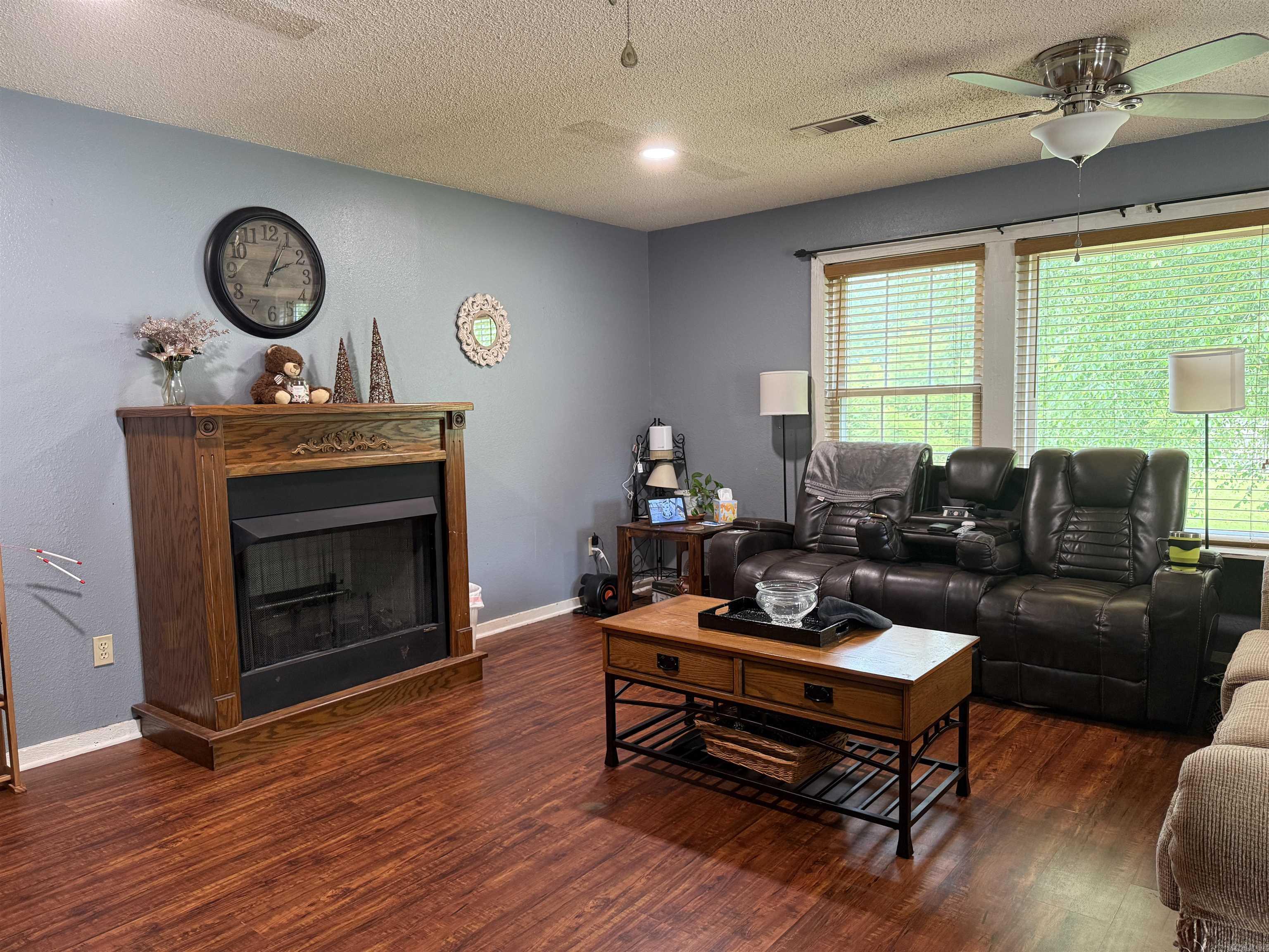 21722 Scott East End  Hensley, AR