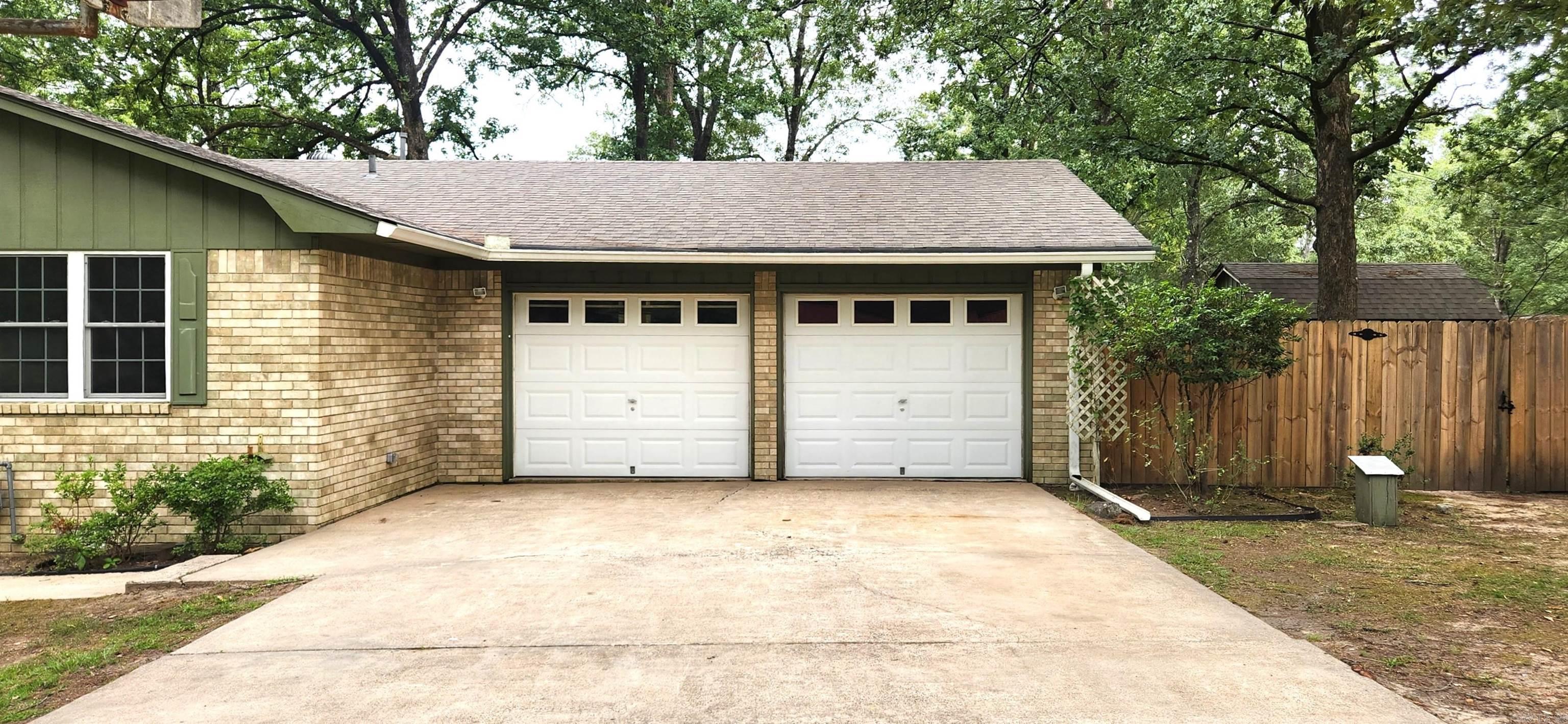 500 E Bobbies  Star City, AR