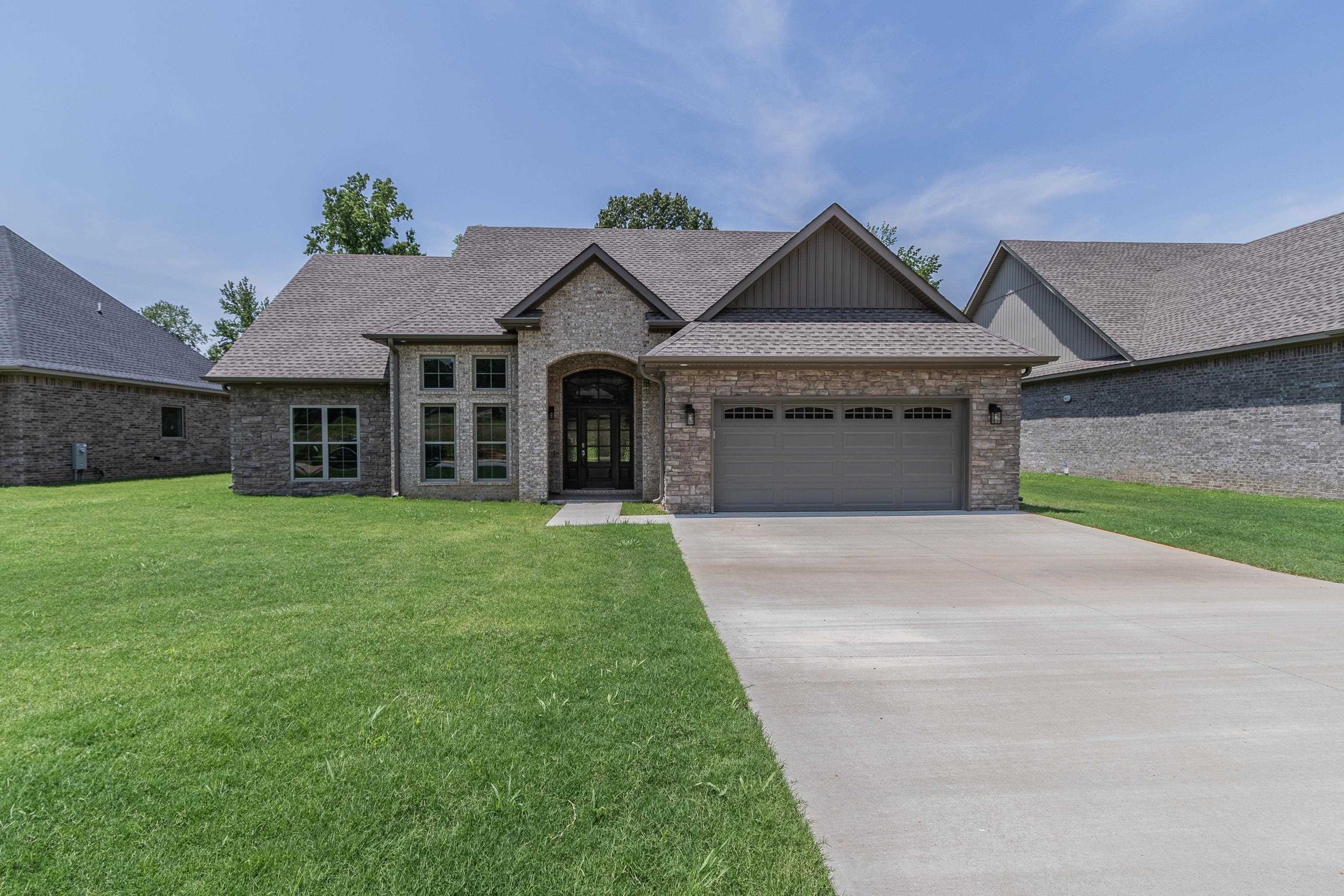 3019 BRIANNA DR.  Jonesboro, AR