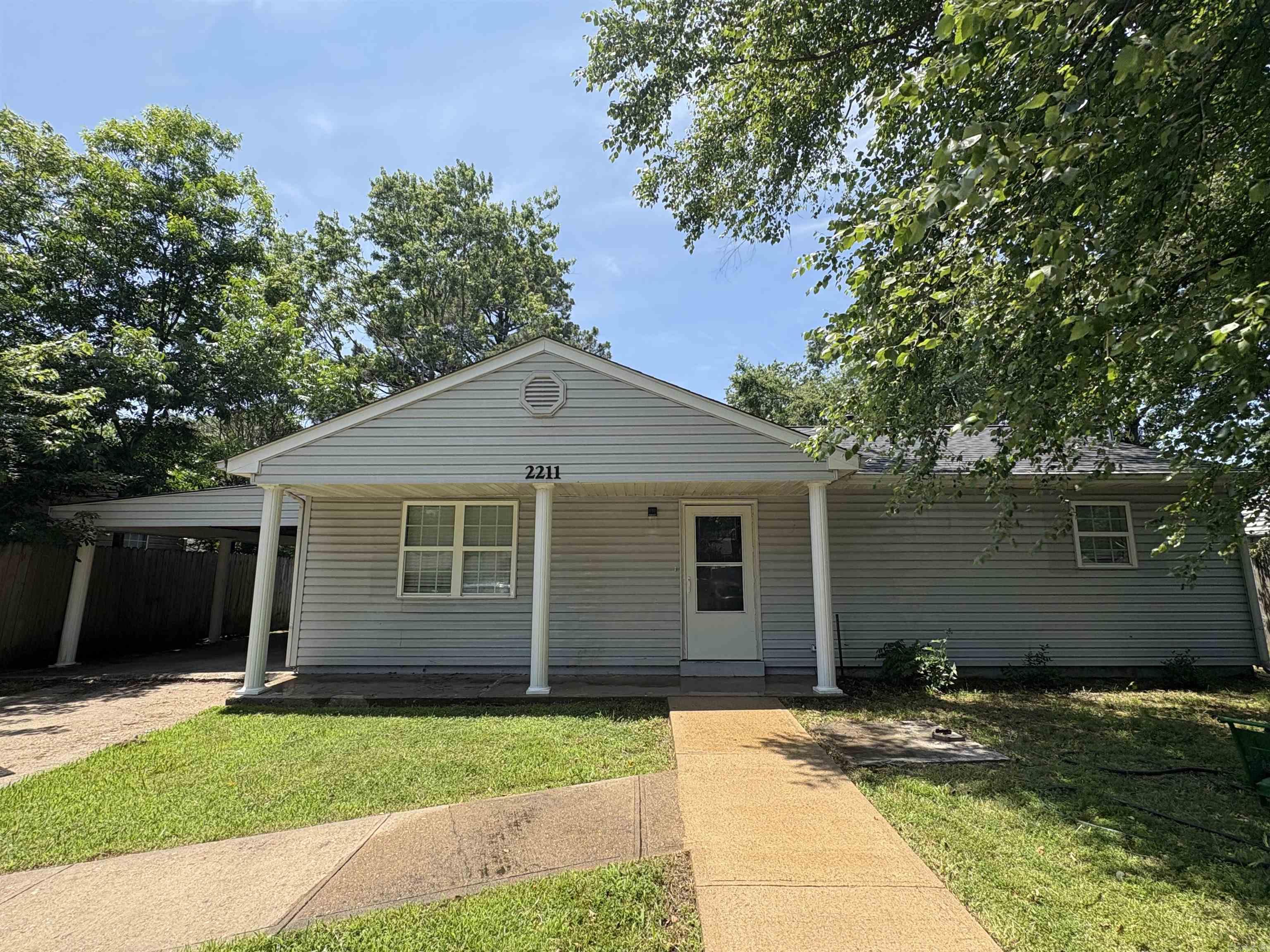 2211 Sutton  Jonesboro, AR