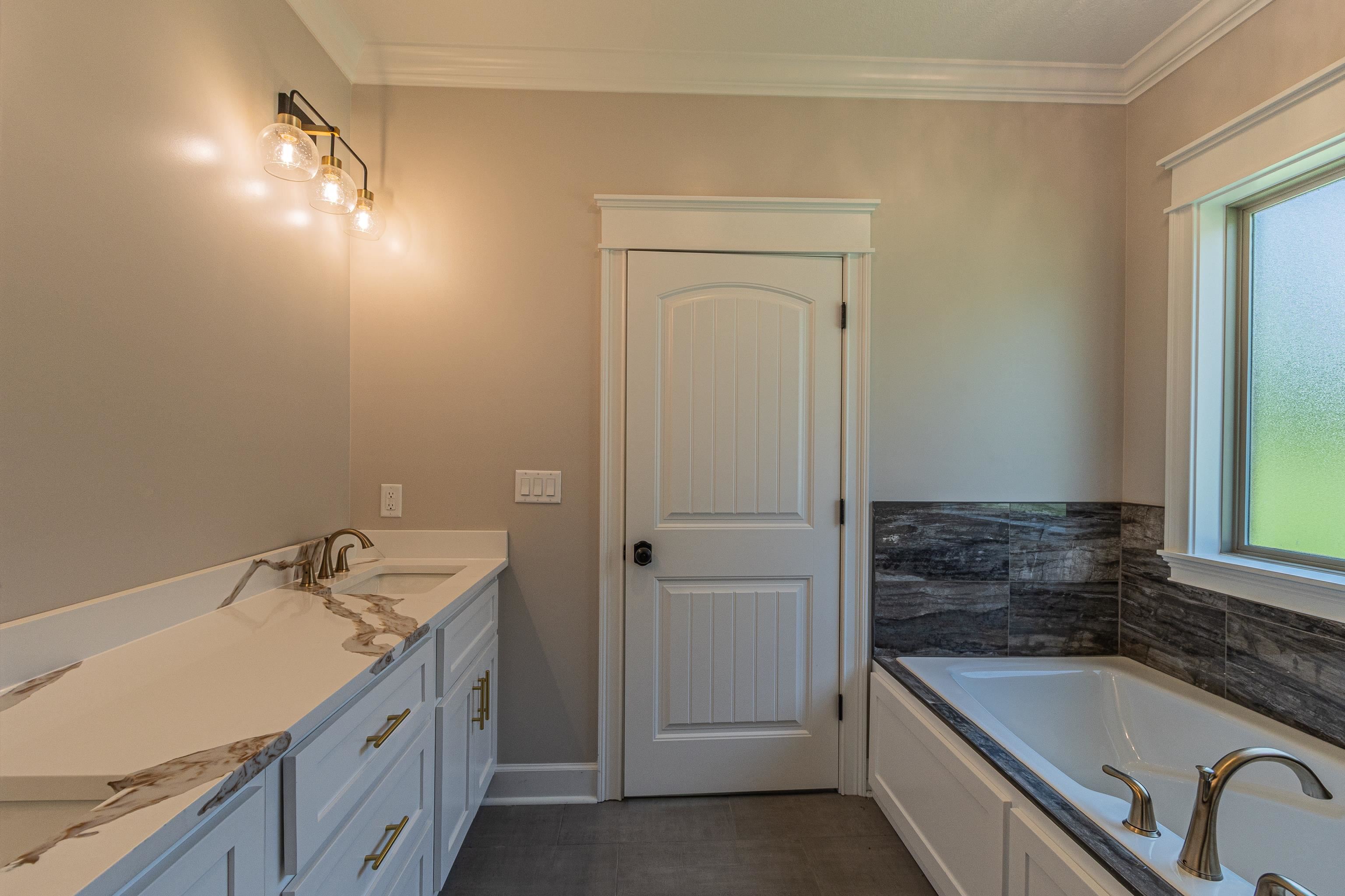 3023 BRIANNA DR.  Jonesboro, AR