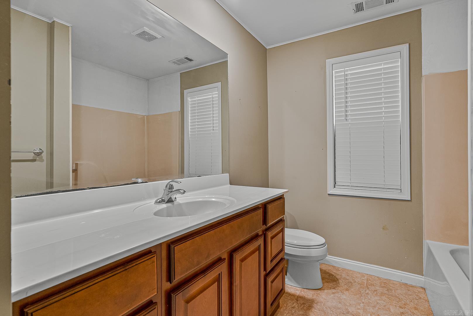 223 County Road 122  Bono, AR