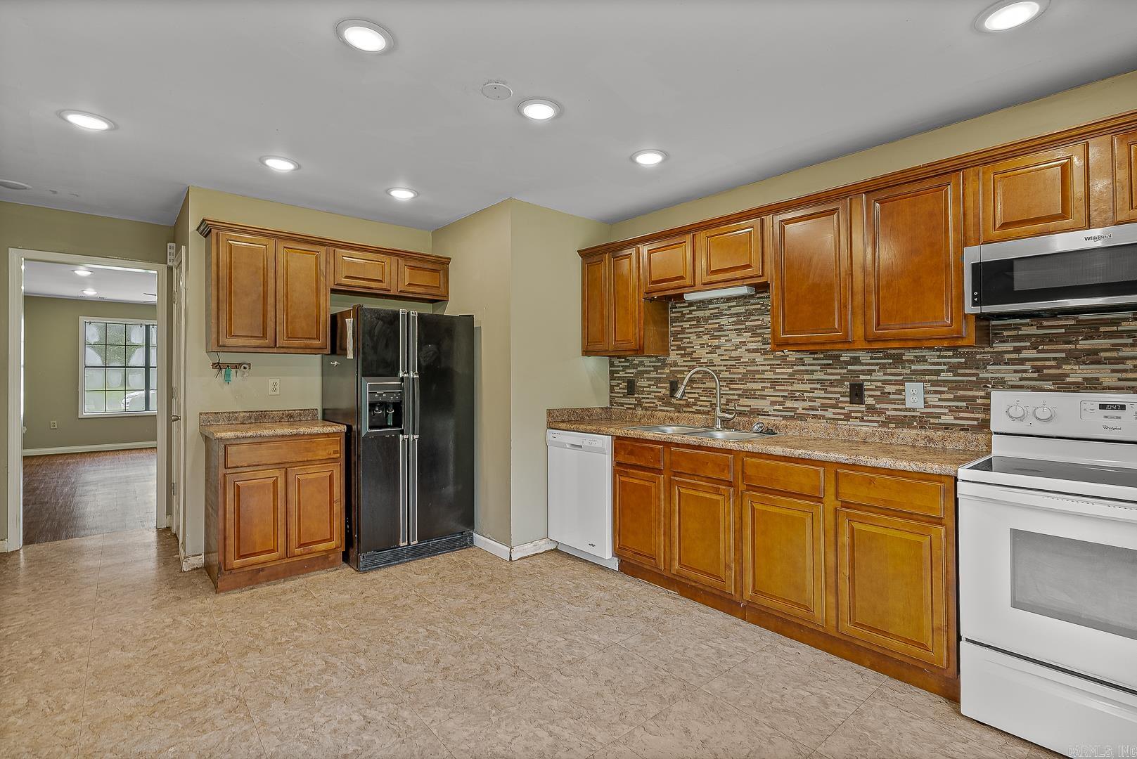 223 County Road 122  Bono, AR