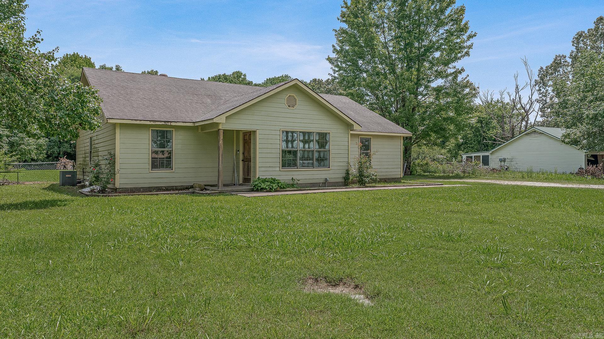 223 County Road 122  Bono, AR