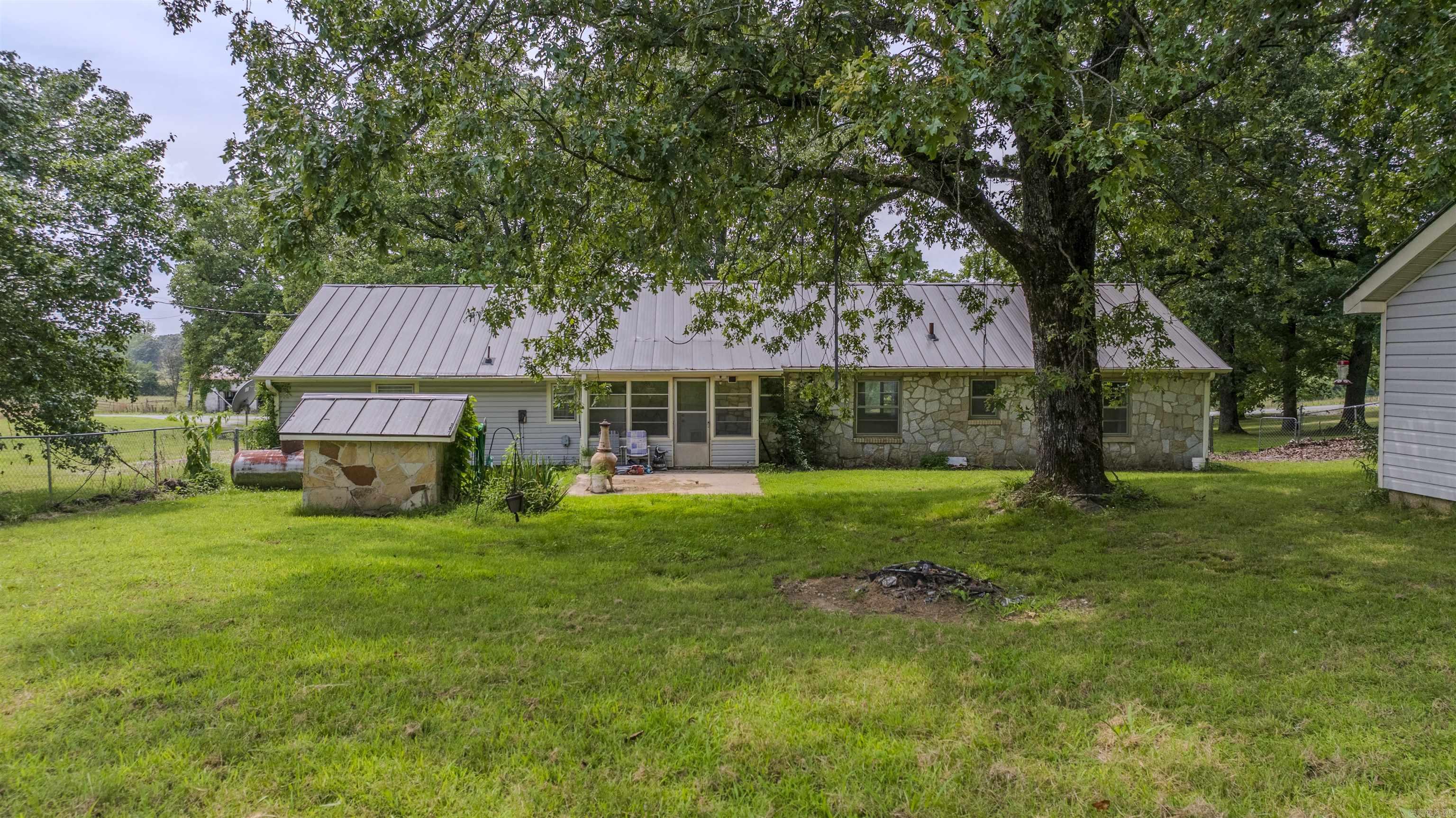 250 Shamrock Lane  Sulphur Rock, AR